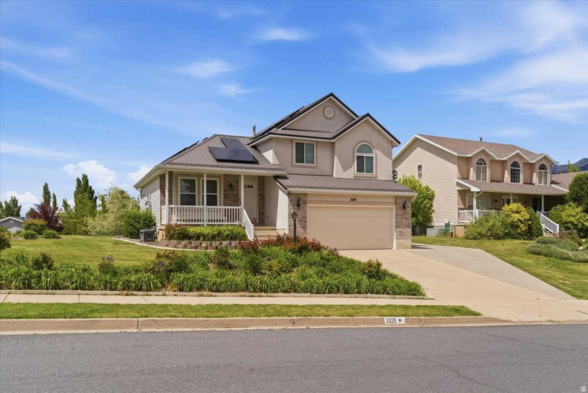 Beautiful 4-bedroom, 3-bath home for rent in a desirable neighborhood with beautiful scenic views. Features include spacious living areas, finished basement ideal for a gym, office, or entertainment space, attached garage, and convenient access to schools, parks, and shopping.