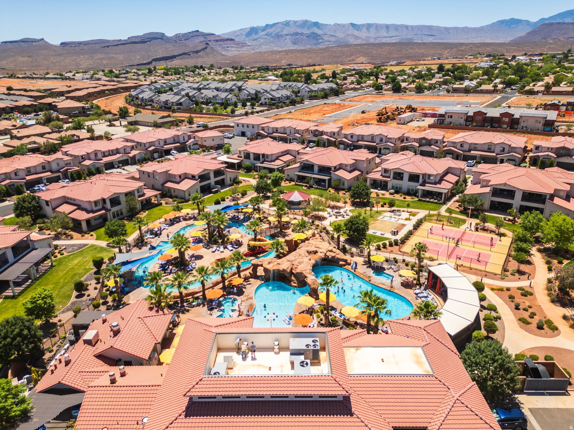 ARCADIA VACATION RESORT 1 - Residential