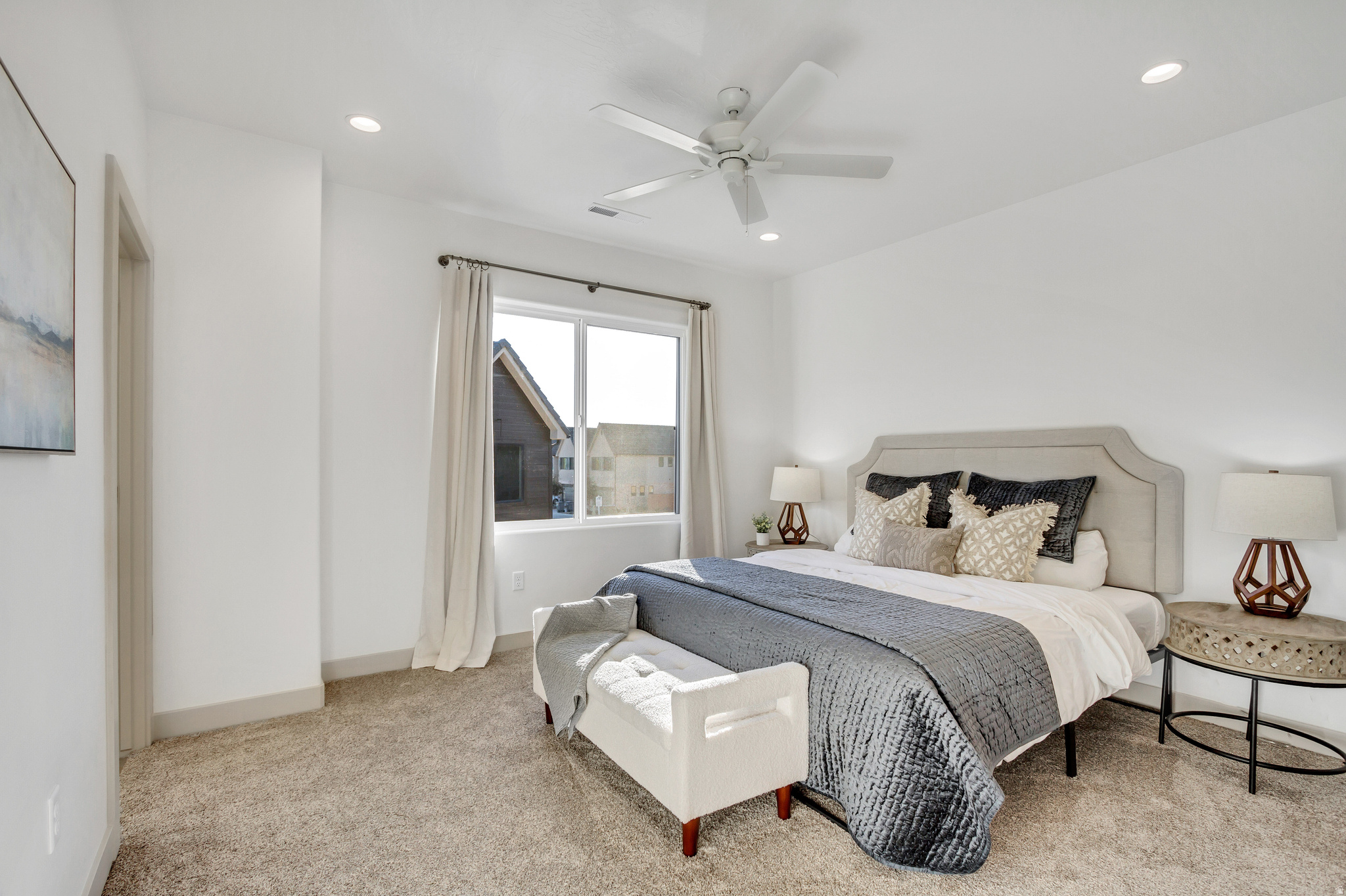 HERITAGE POINTE - Residential