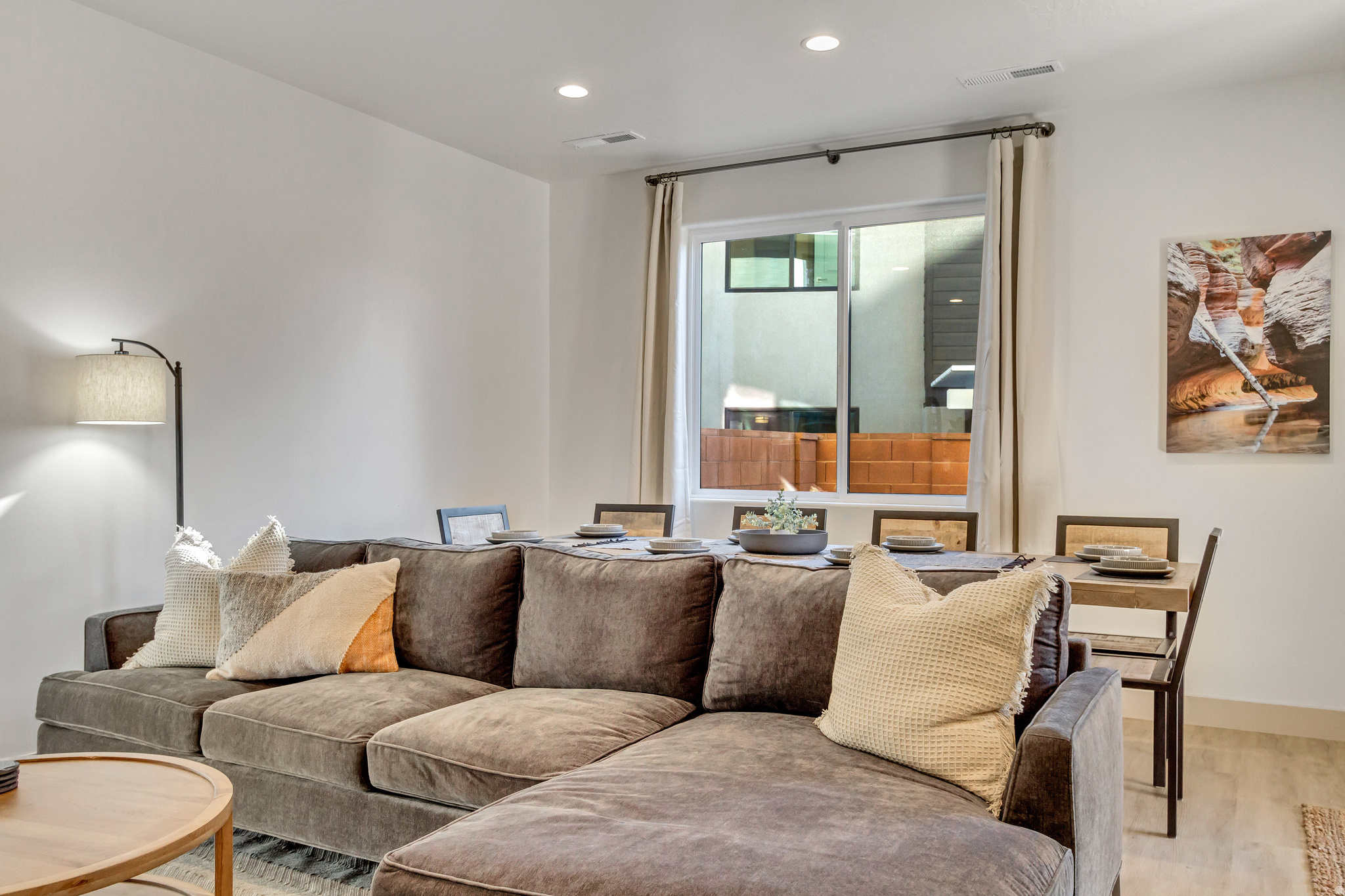 HERITAGE POINTE - Residential