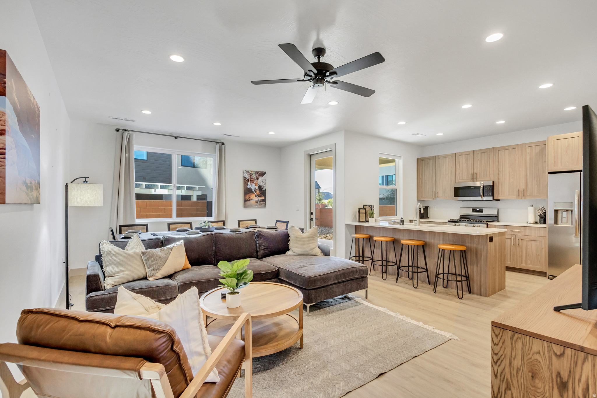 HERITAGE POINTE - Residential
