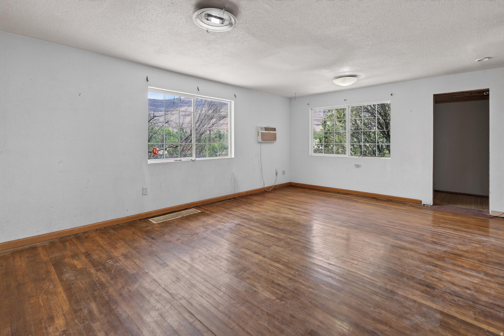 MILLCREEK - Residential