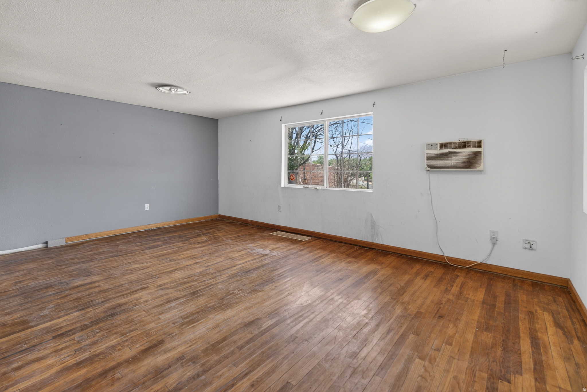 MILLCREEK - Residential