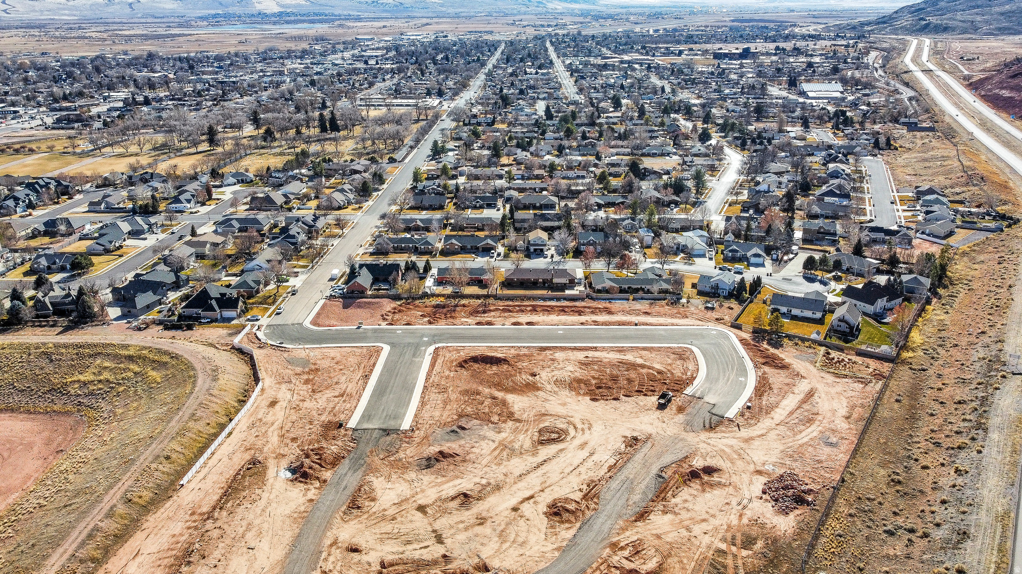 COTTONWOOD CORNER PHASE 1 - Land