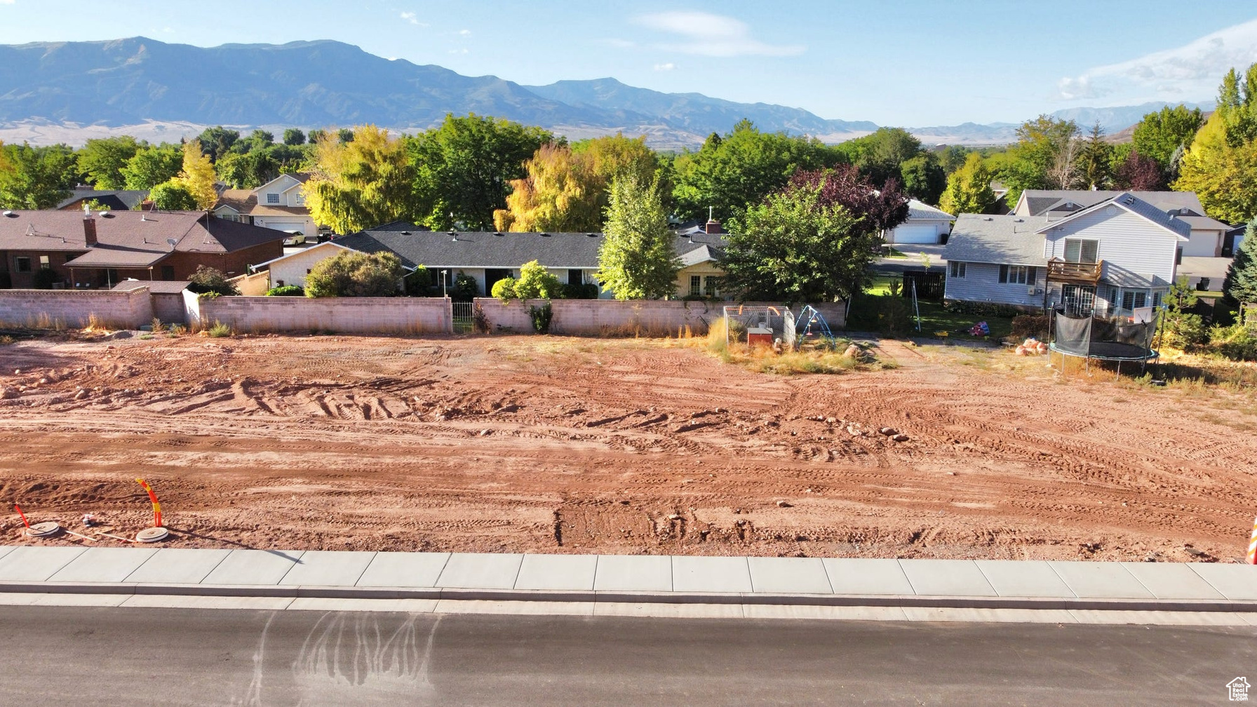 COTTONWOOD CORNER PHASE 1 - Land