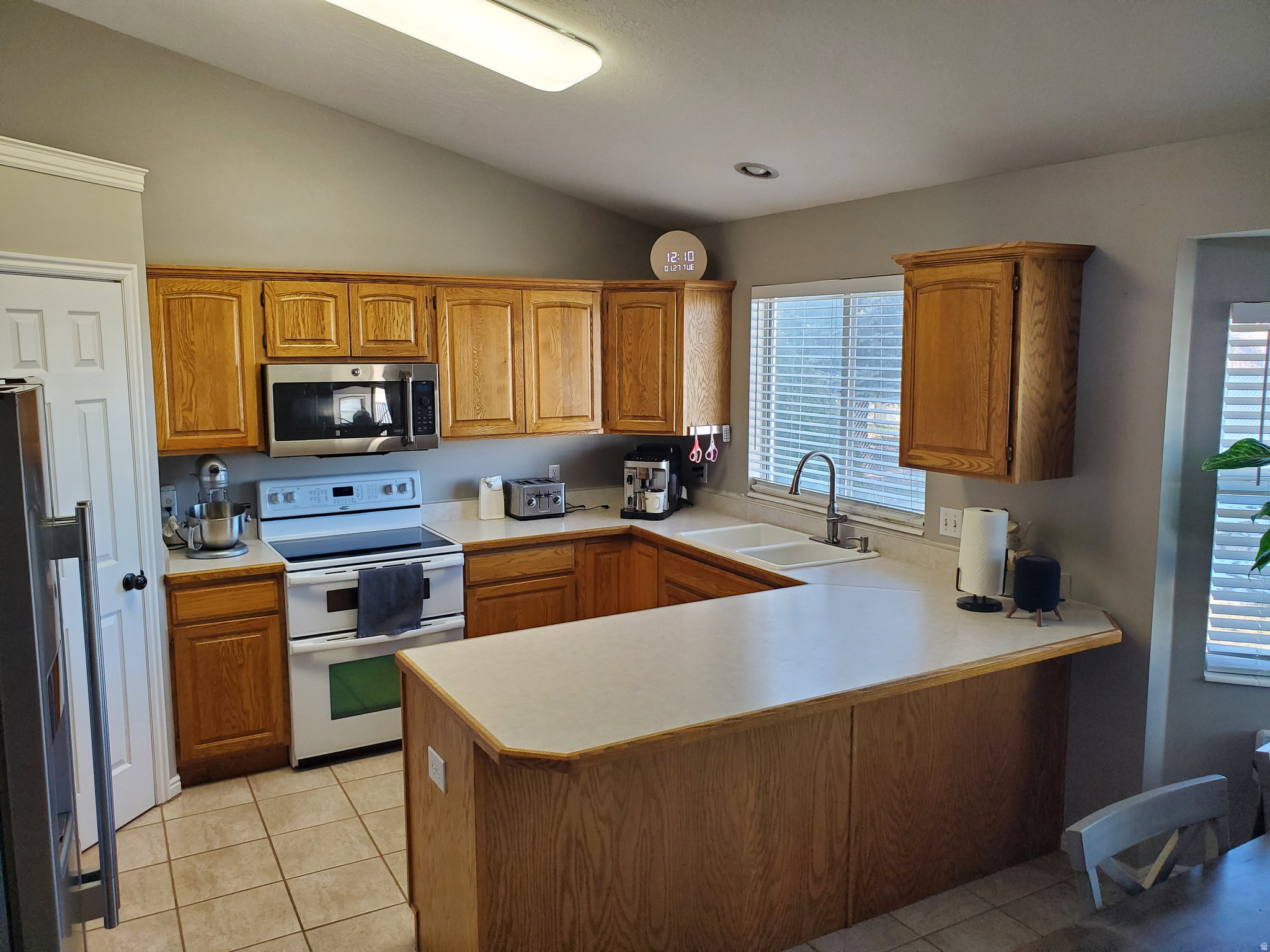 ROYAL VIEW - Residential