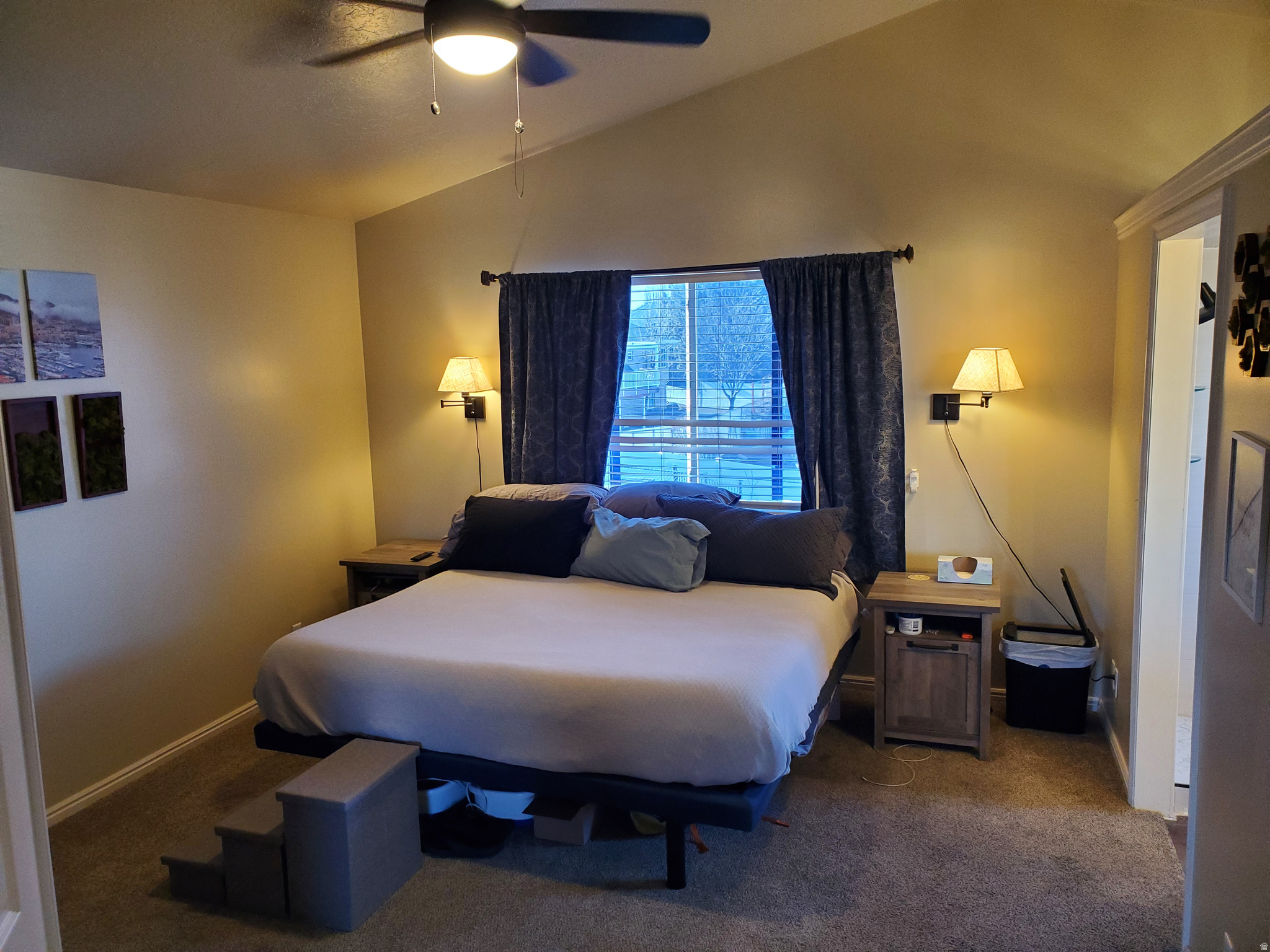 ROYAL VIEW - Residential