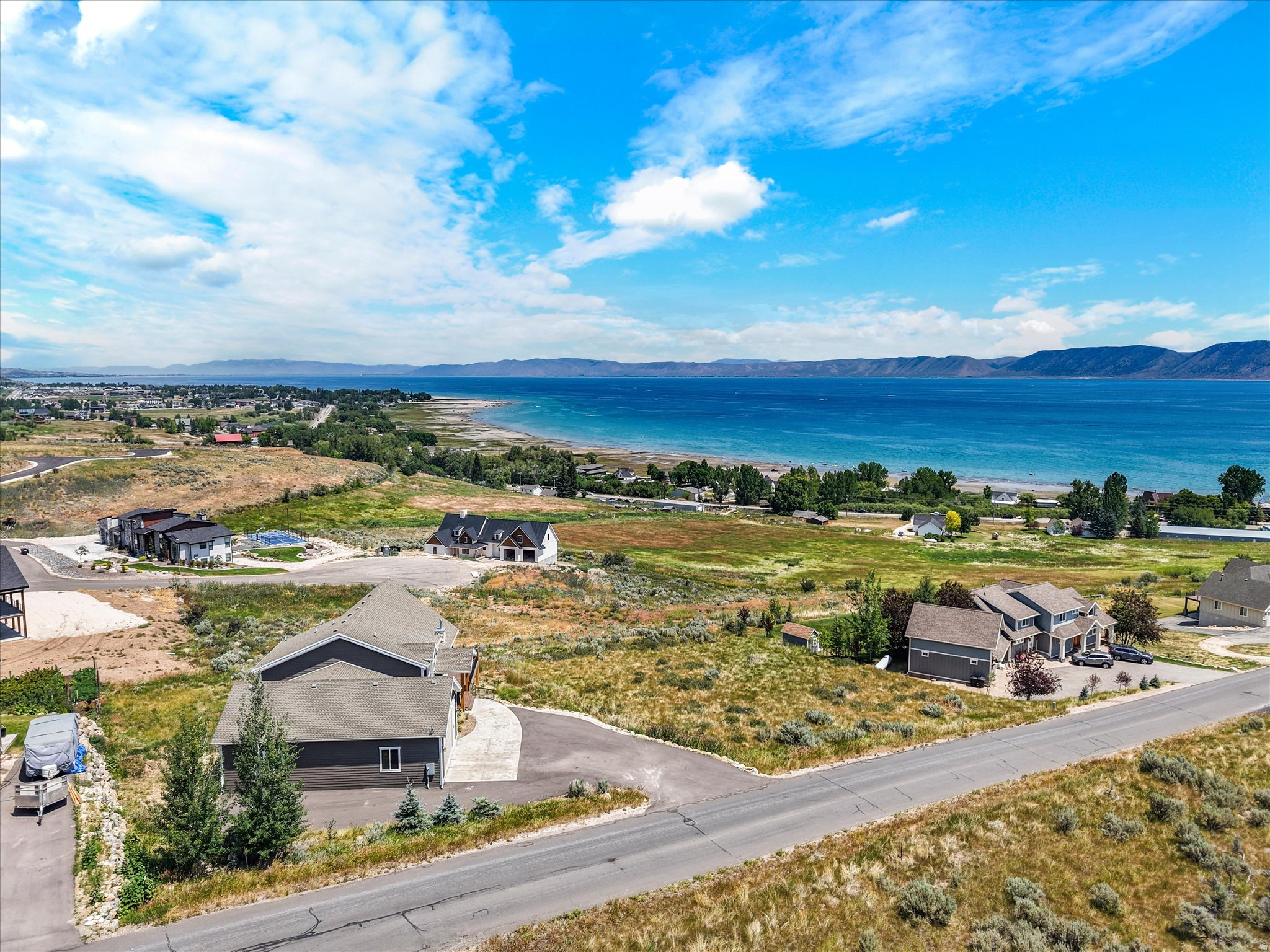 CHERIMOYA HILL SUB PH 1 LOT 12 - Residential