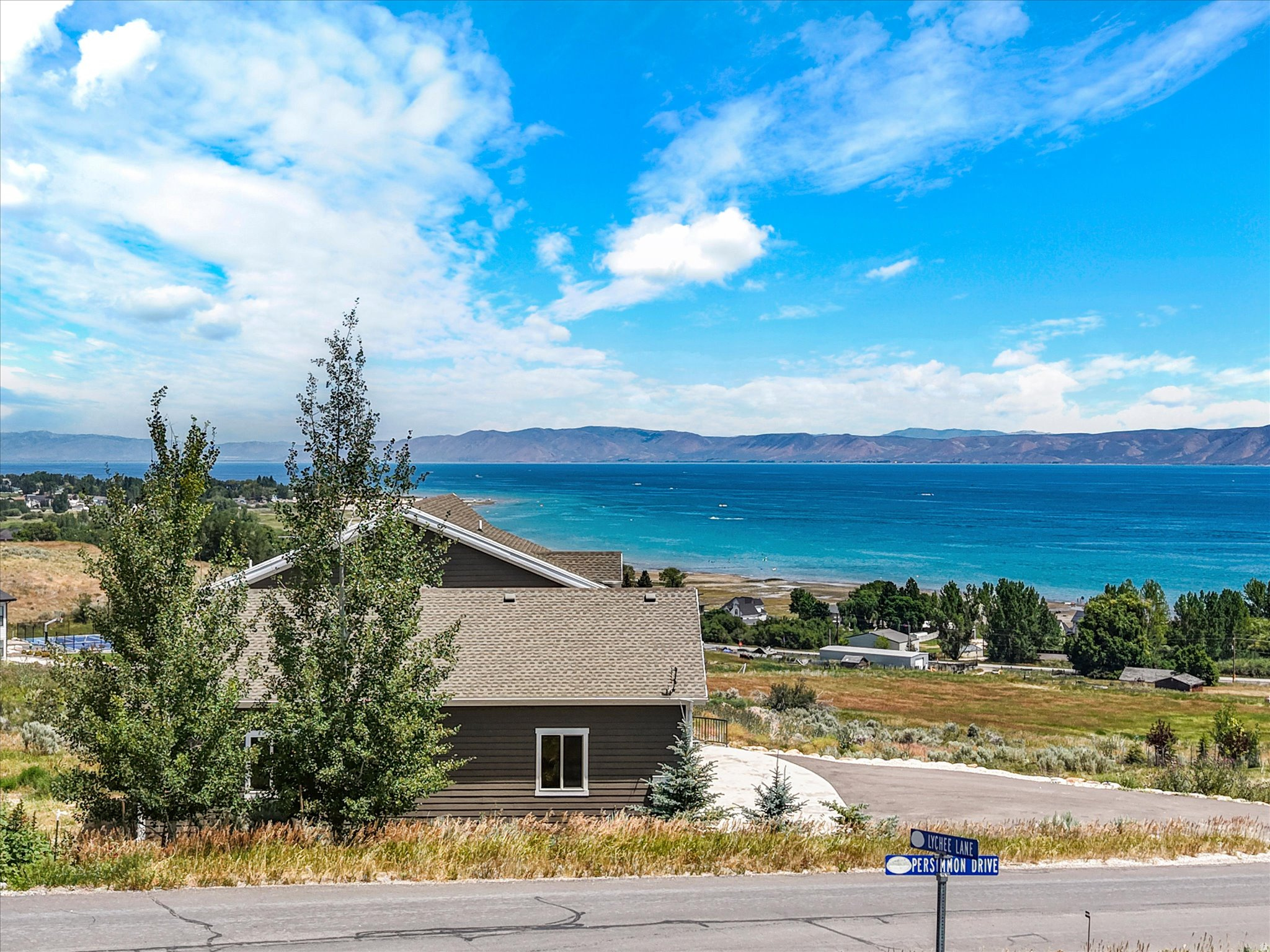 CHERIMOYA HILL SUB PH 1 LOT 12 - Residential