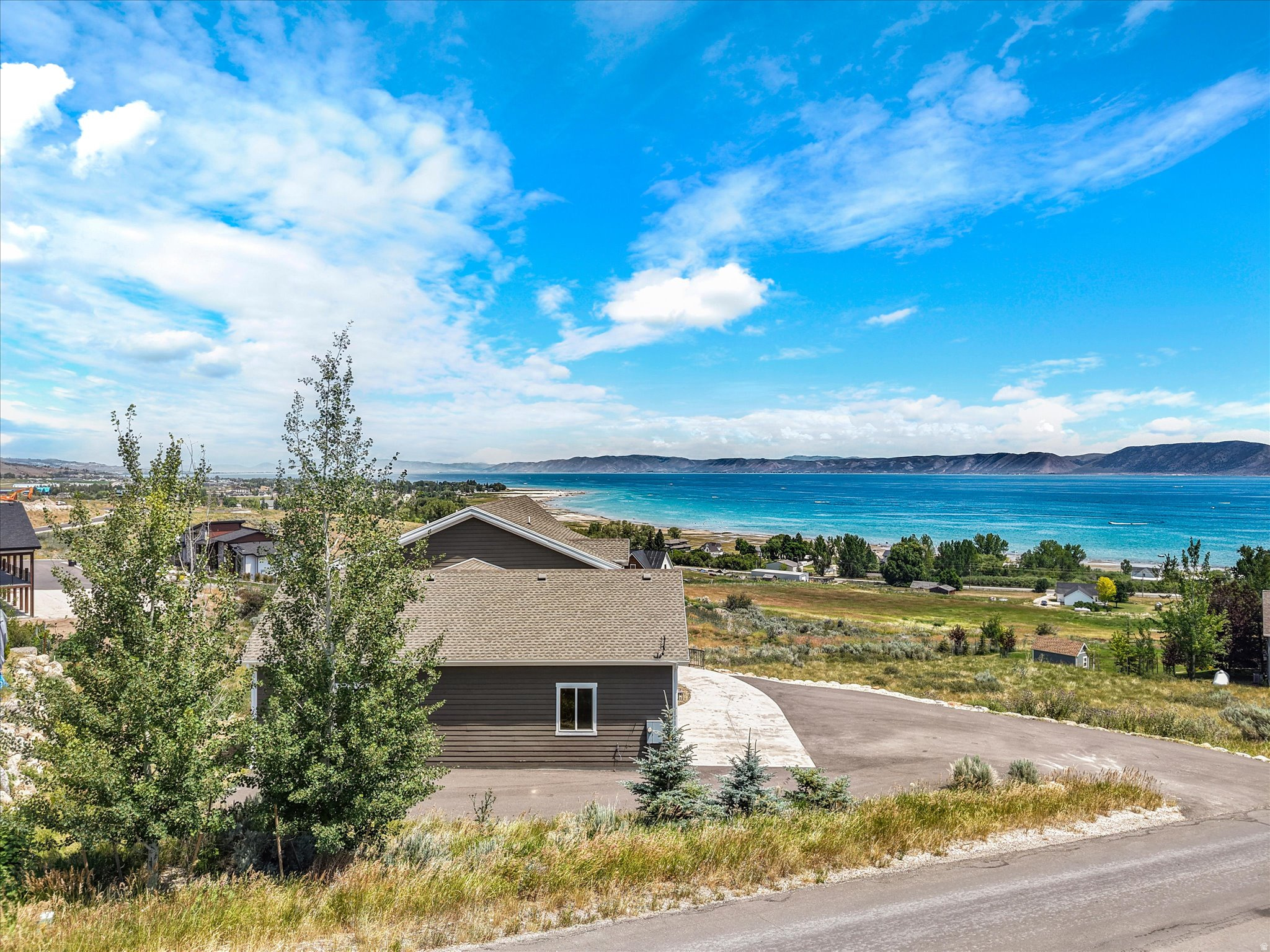 CHERIMOYA HILL SUB PH 1 LOT 12 - Residential