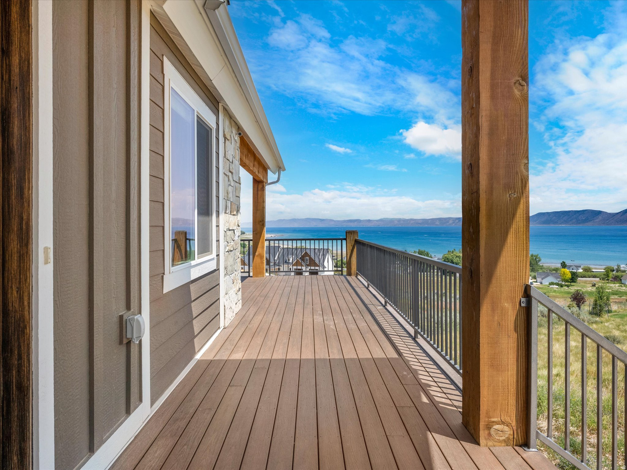 CHERIMOYA HILL SUB PH 1 LOT 12 - Residential