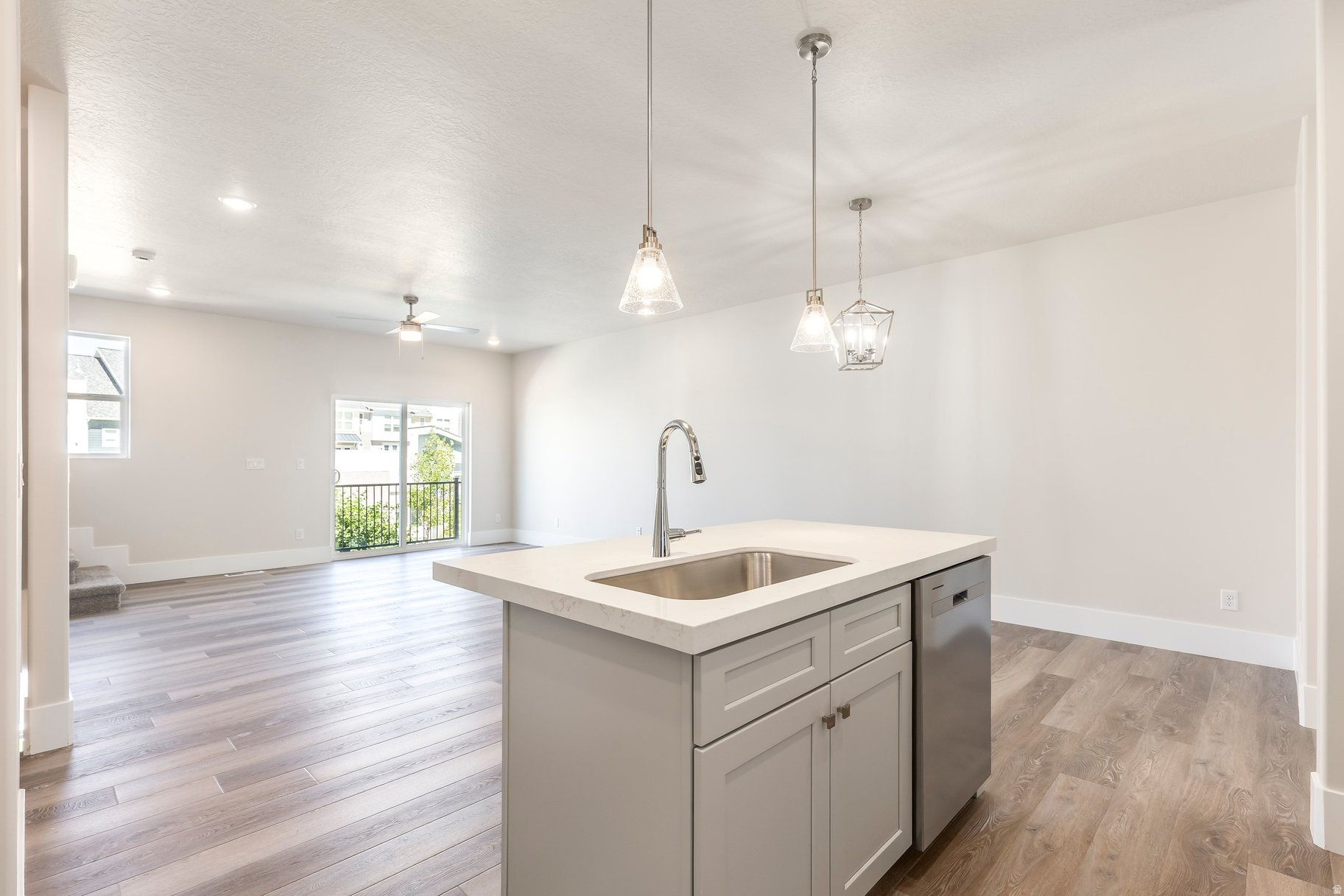 RIDGE - Residential
