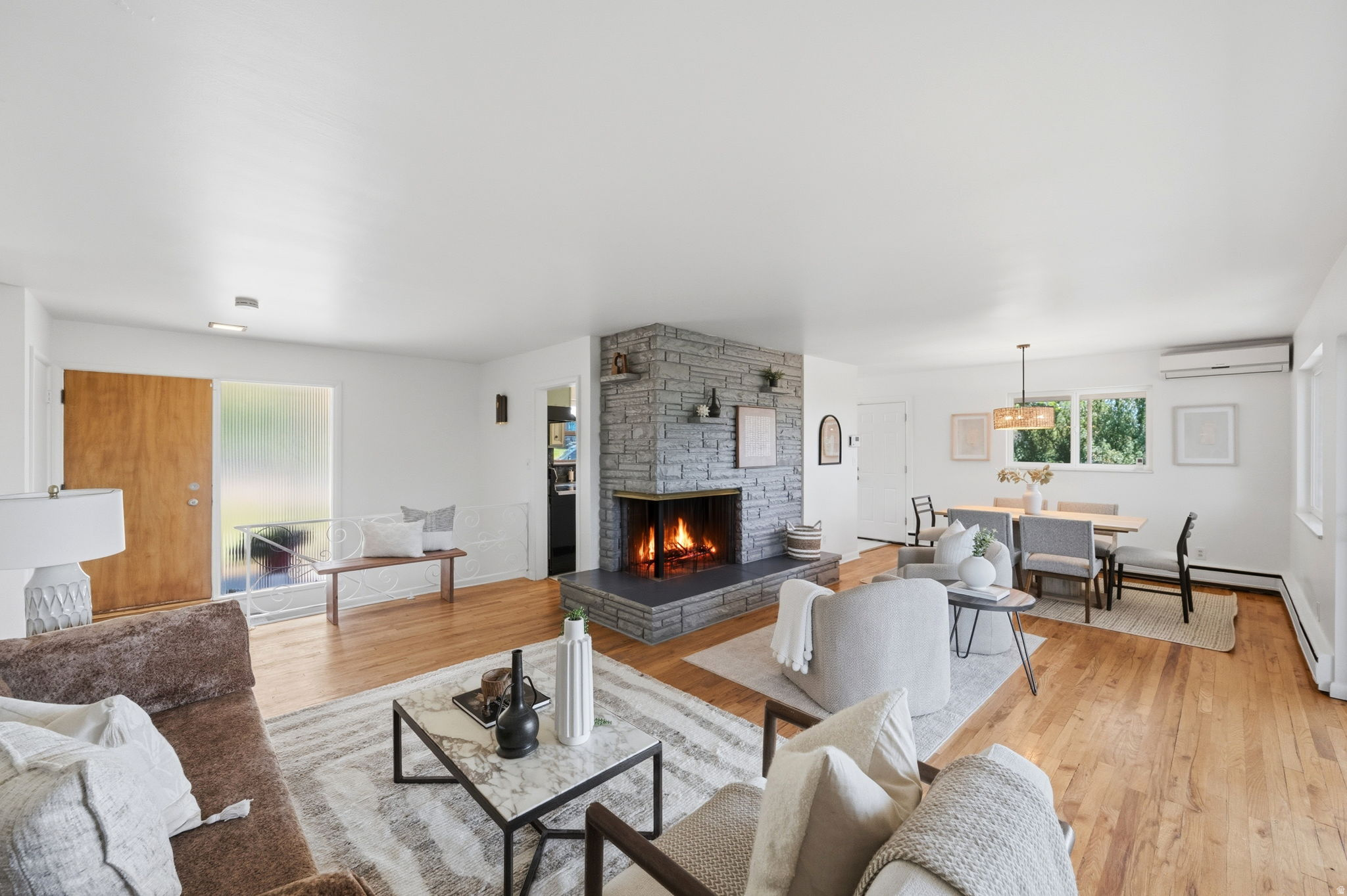 UPLAND TERRA - Residential