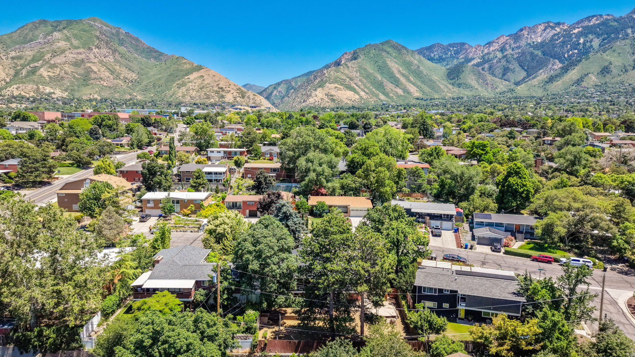 UPLAND TERRA - Residential