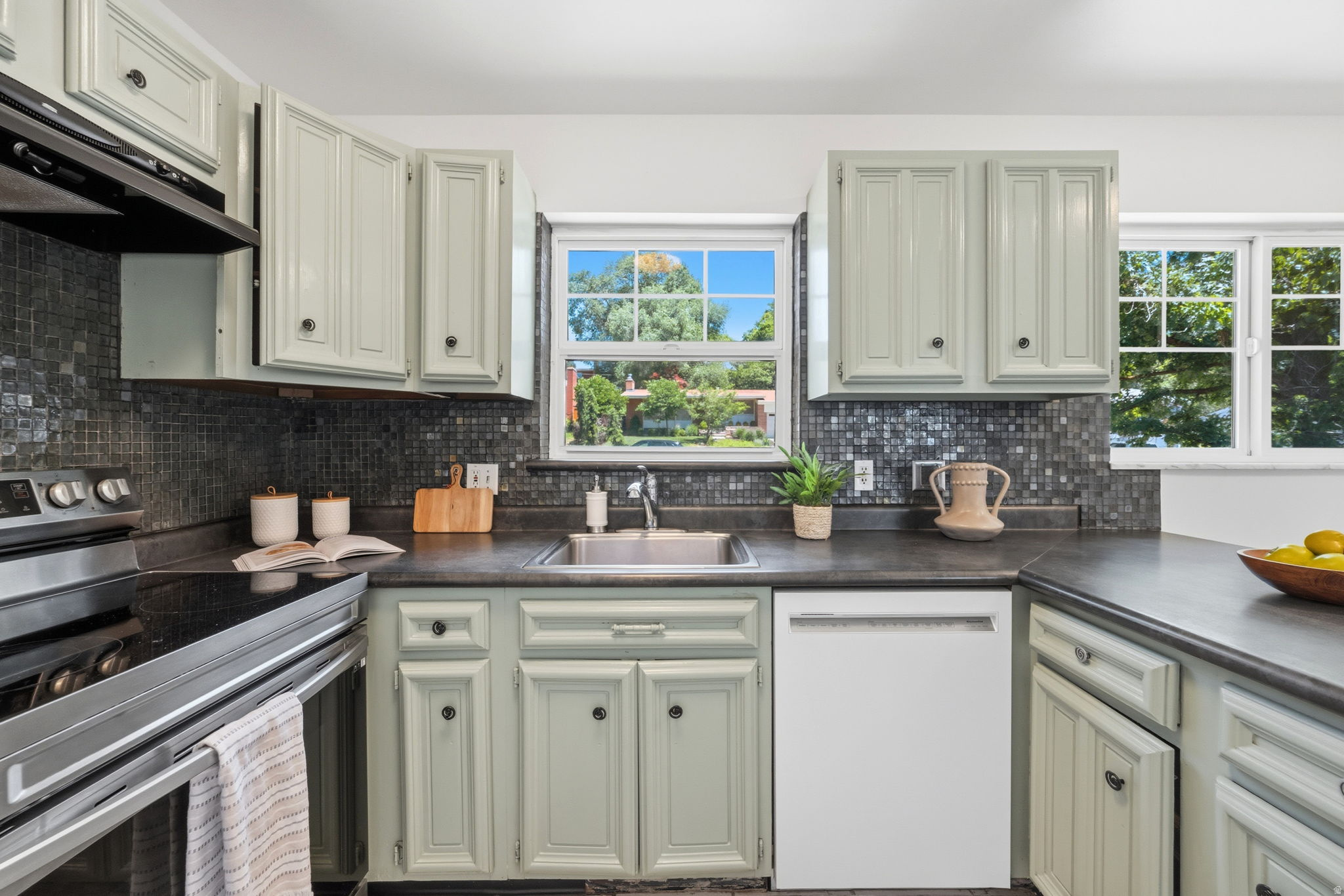 UPLAND TERRA - Residential