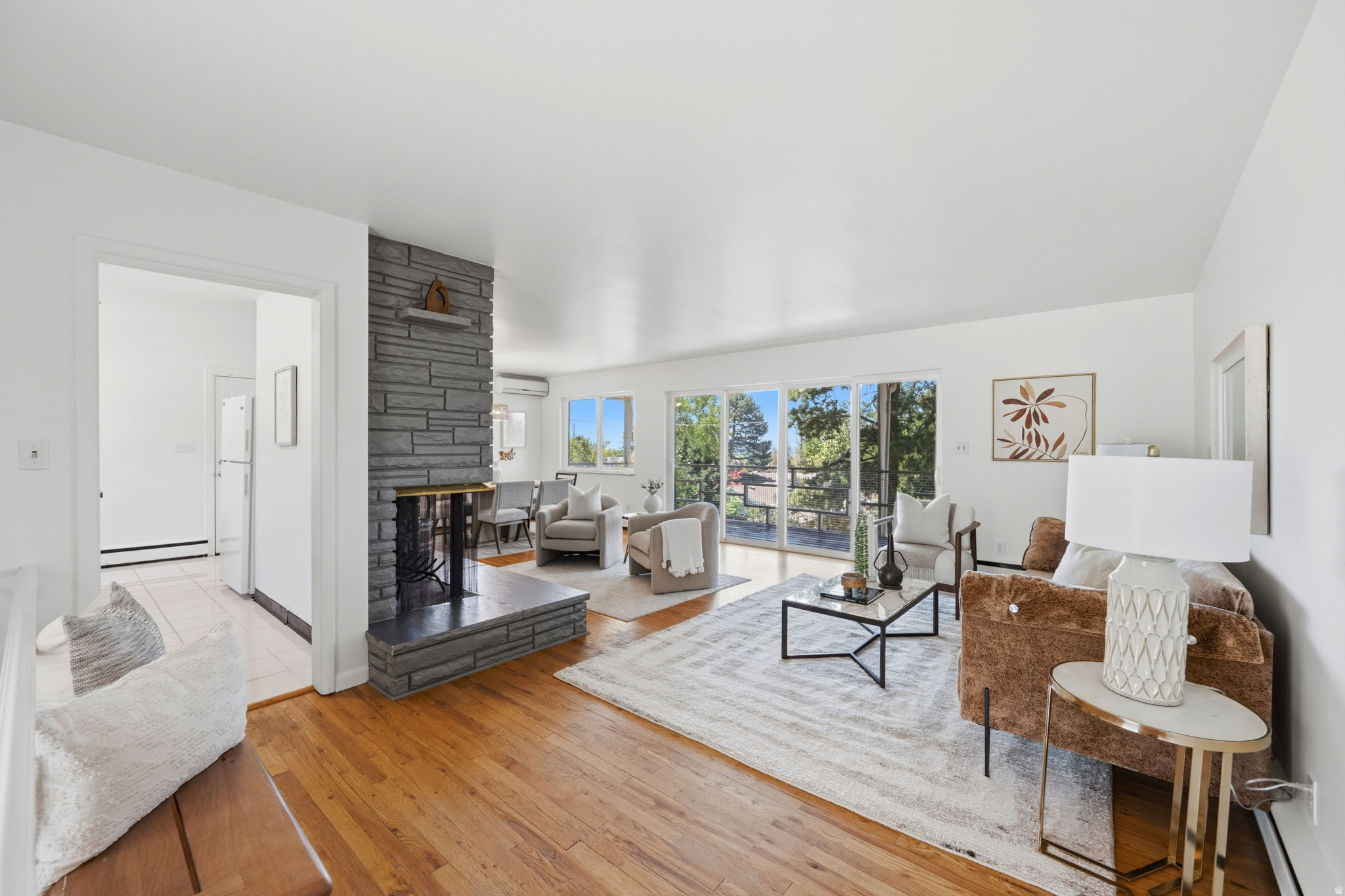 UPLAND TERRA - Residential