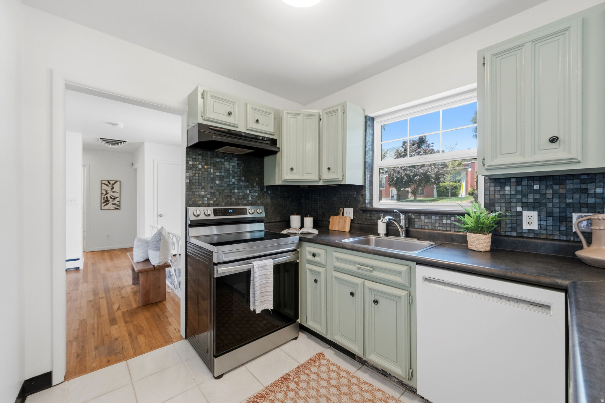 UPLAND TERRA - Residential