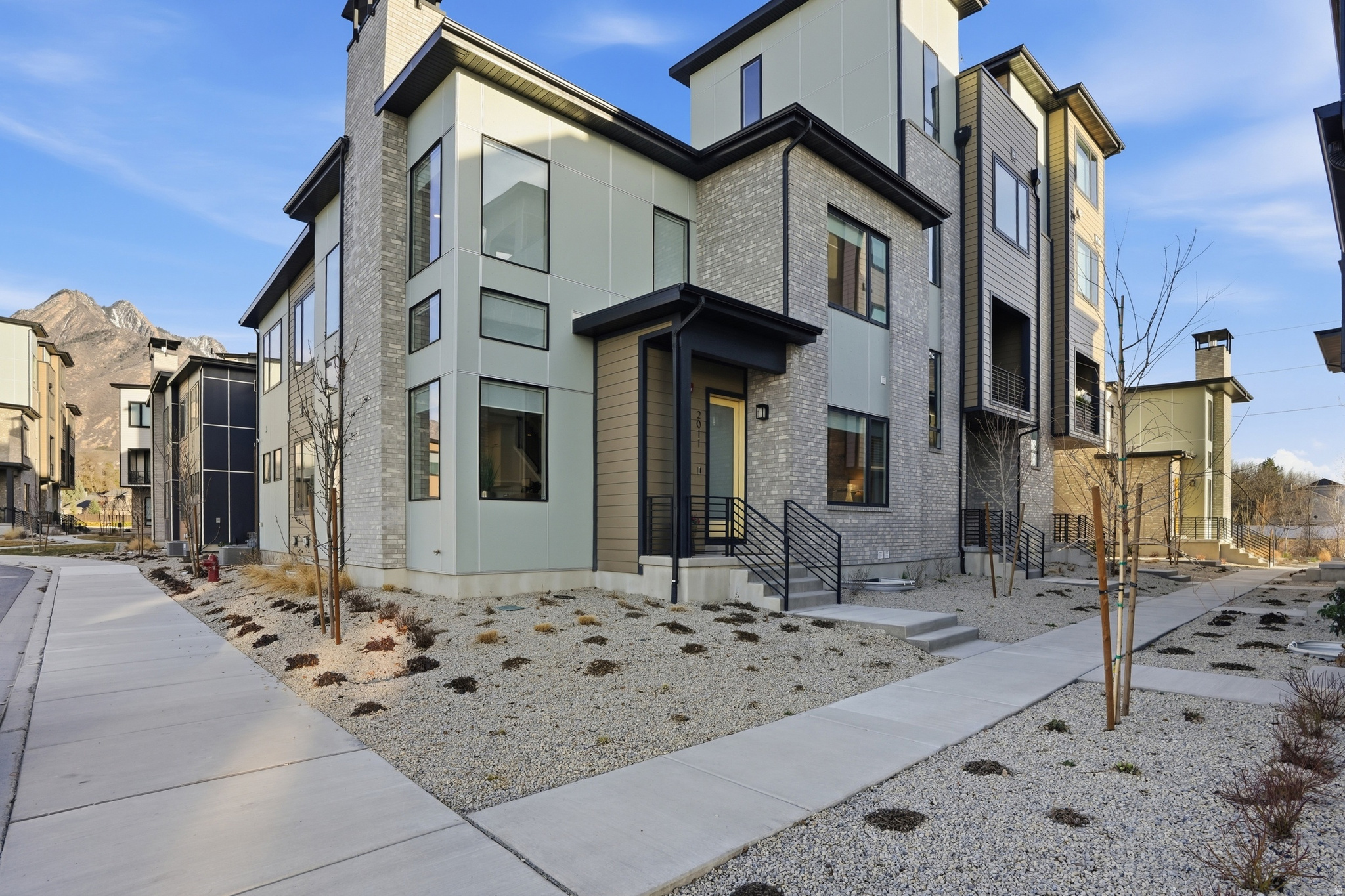 HOLLADAY HILLS - Residential