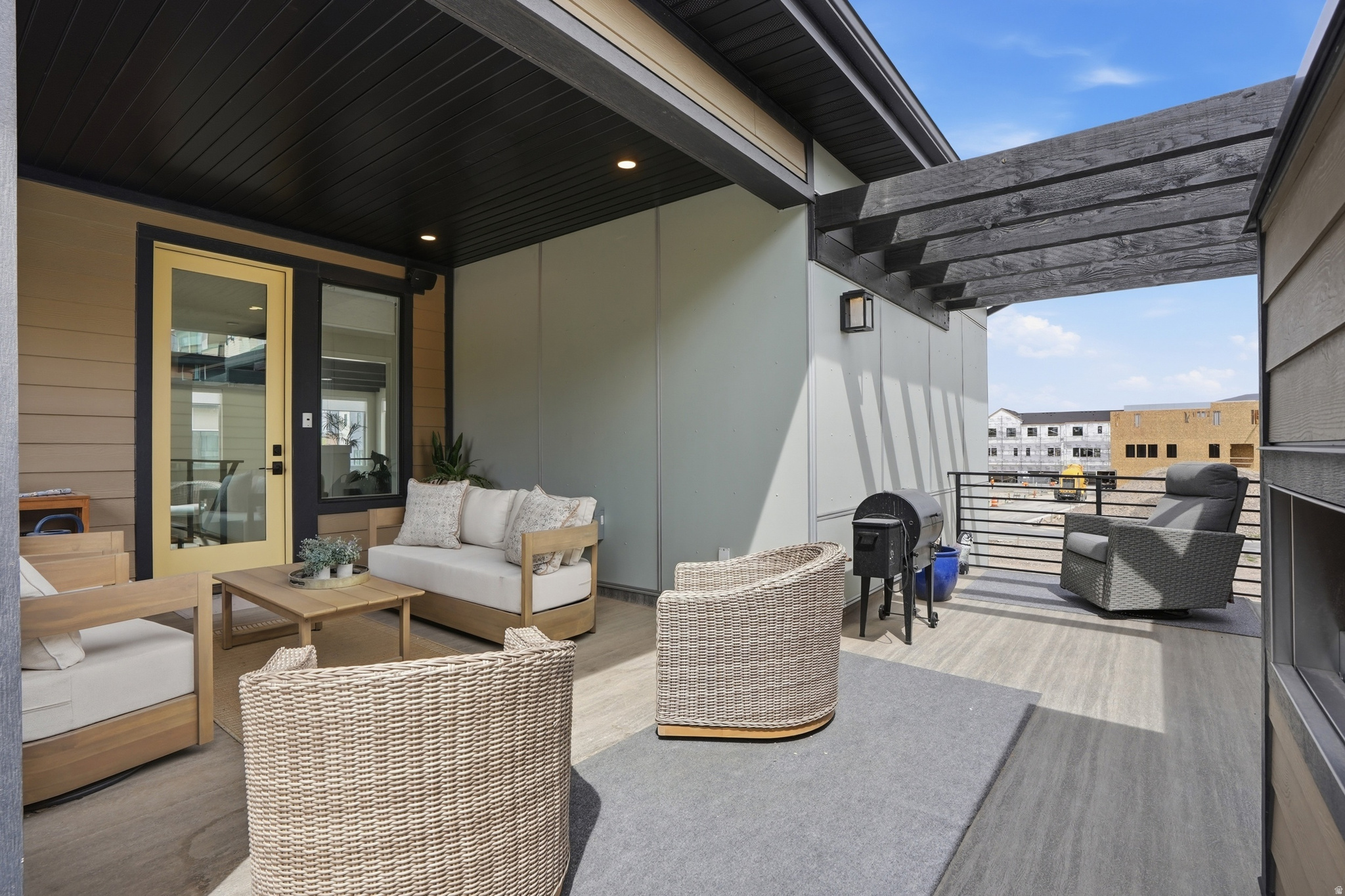 HOLLADAY HILLS - Residential