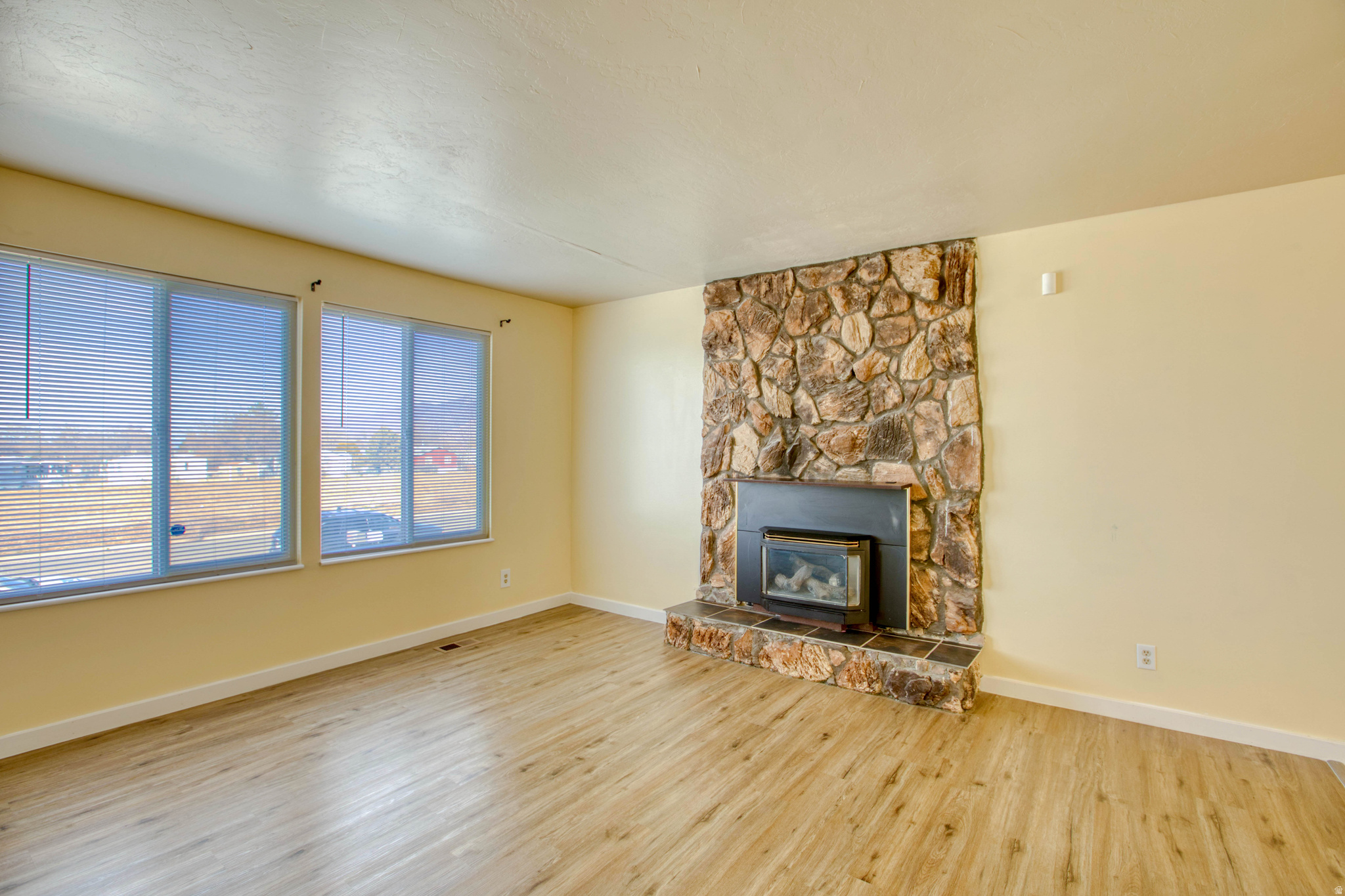 NORTH LAKE SUB - Residential