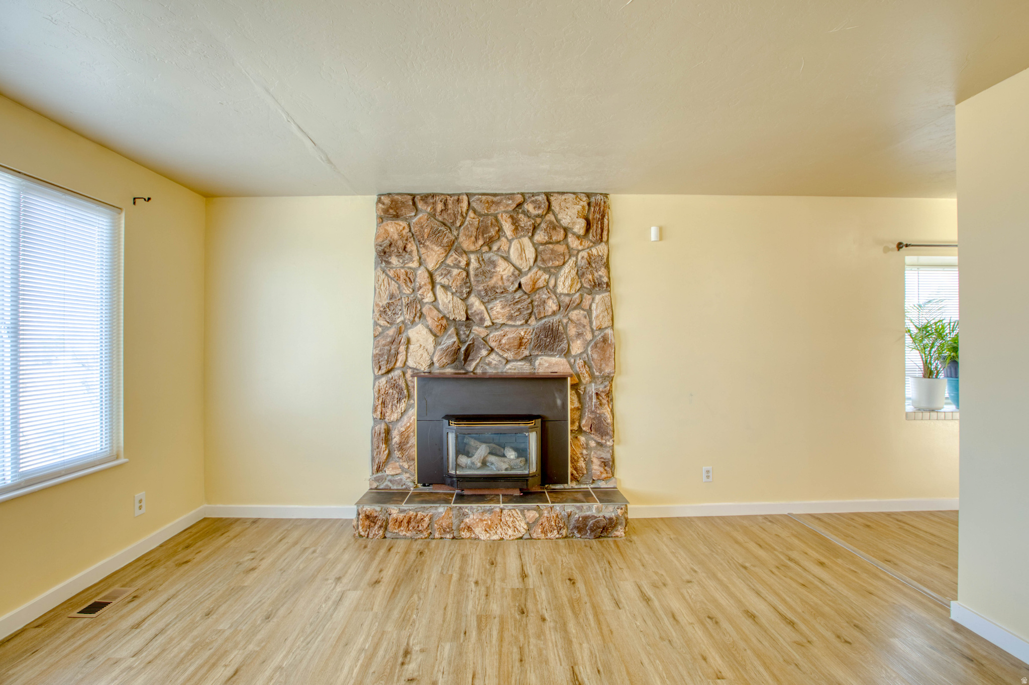 NORTH LAKE SUB - Residential