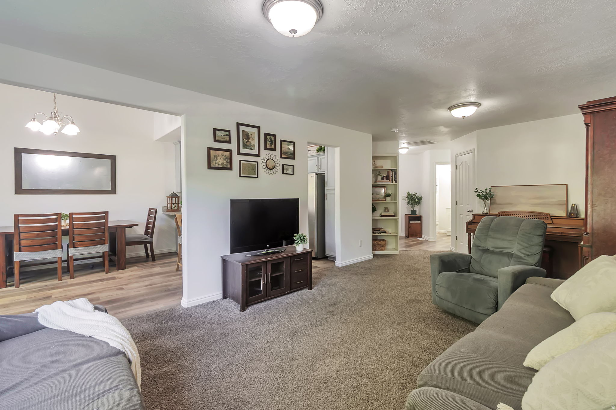 WESTBRIDGE - Residential