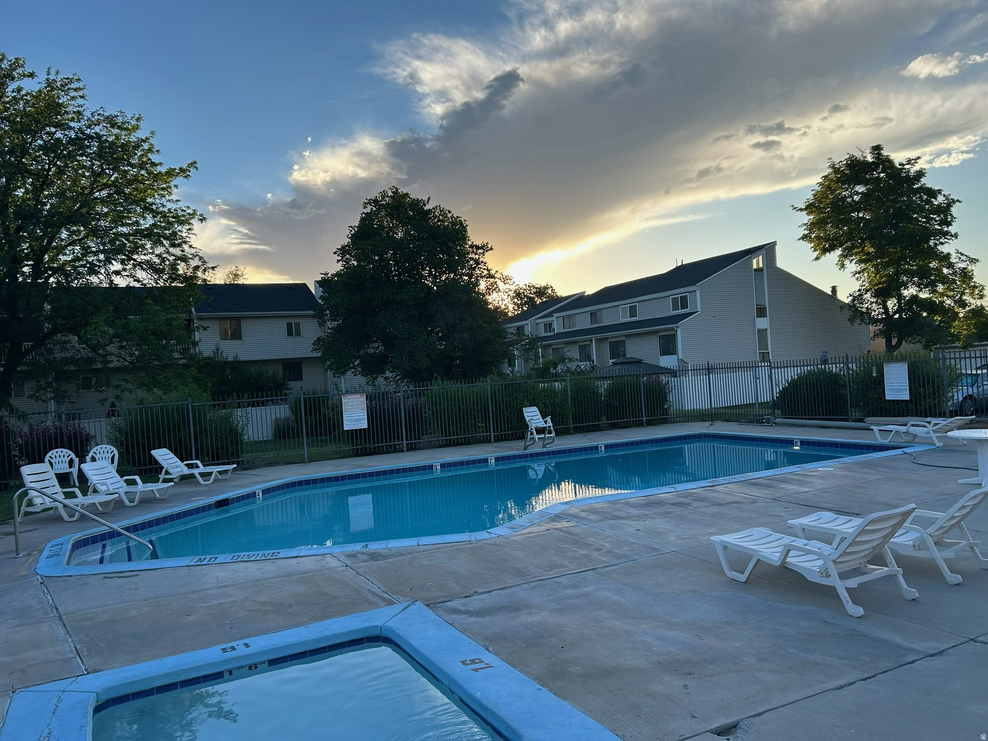 WESTBRIDGE - Residential