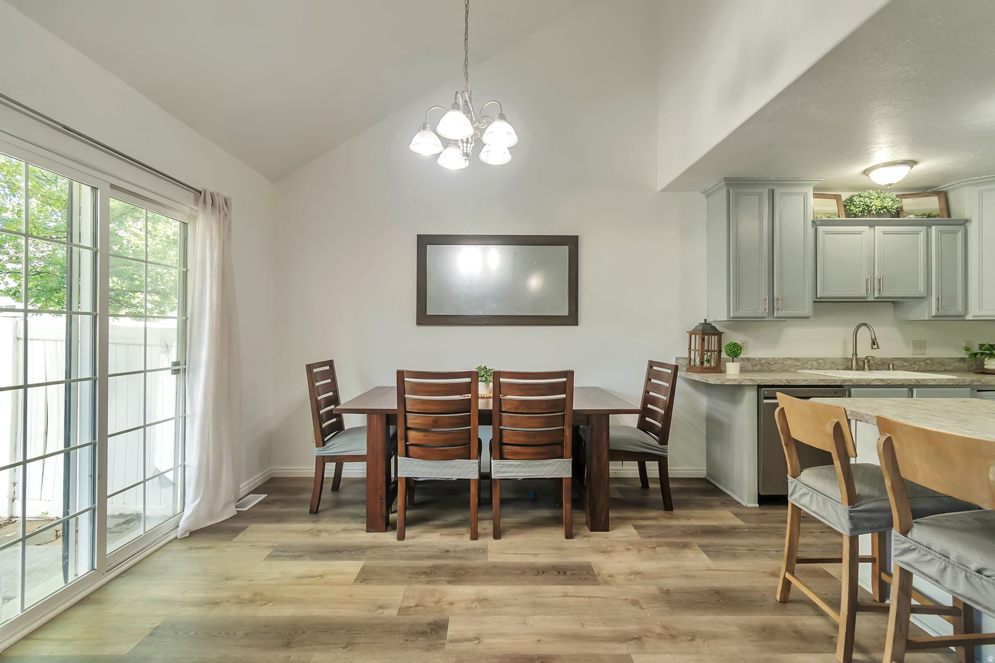 WESTBRIDGE - Residential