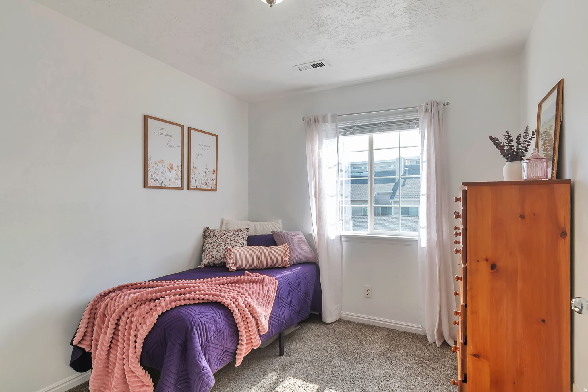 WESTBRIDGE - Residential
