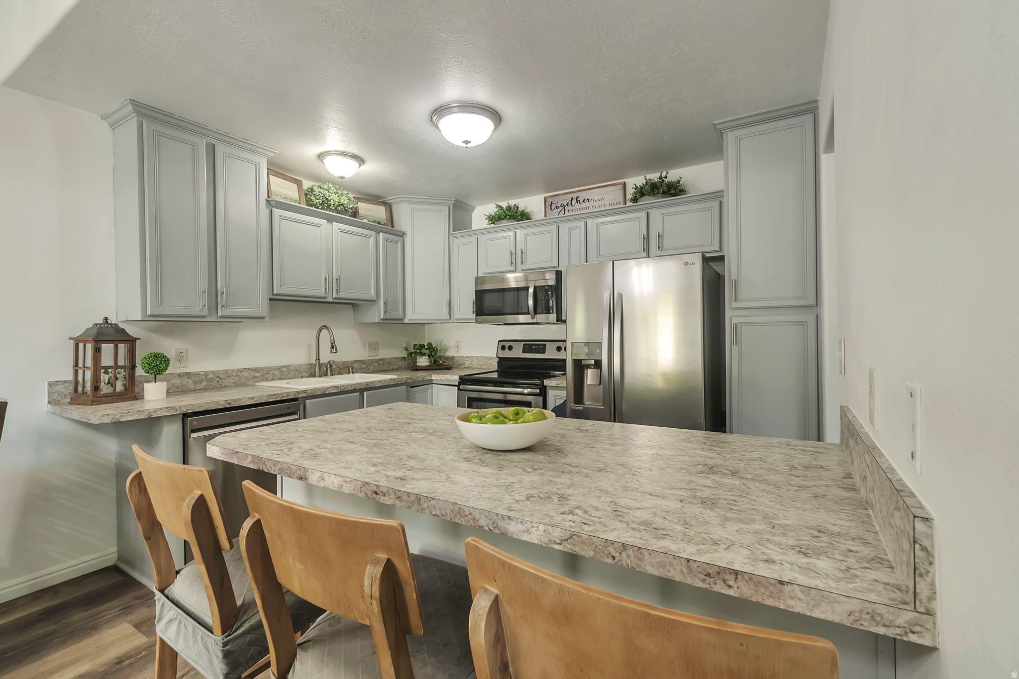 WESTBRIDGE - Residential