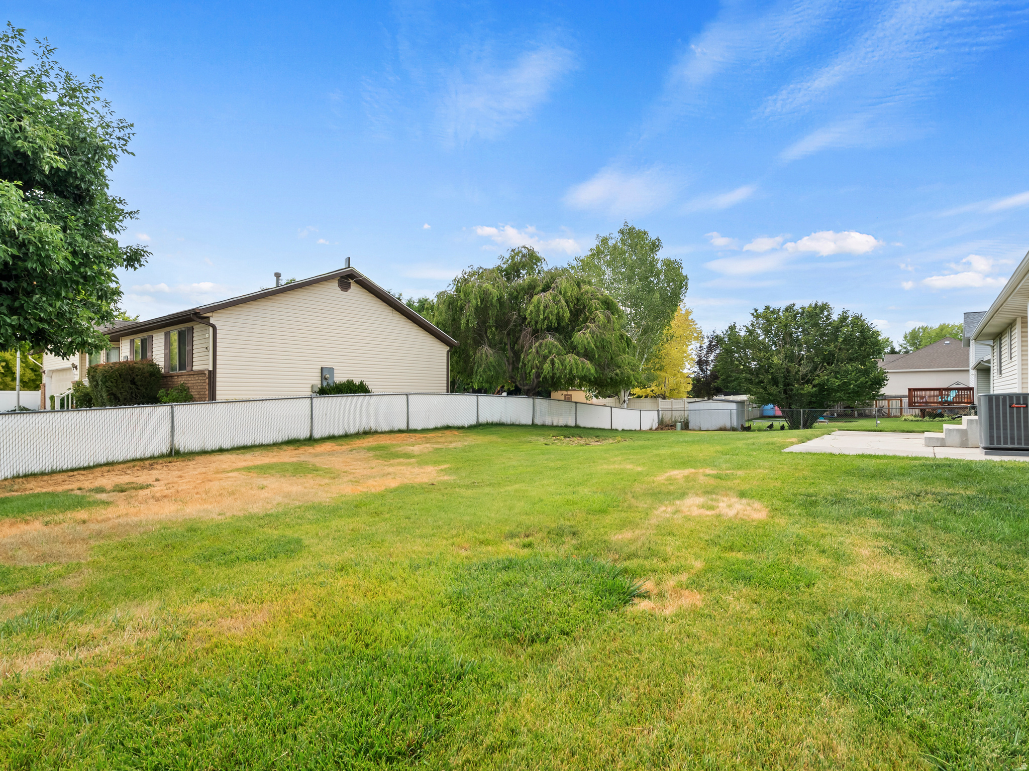 SUMMER CREST - Residential
