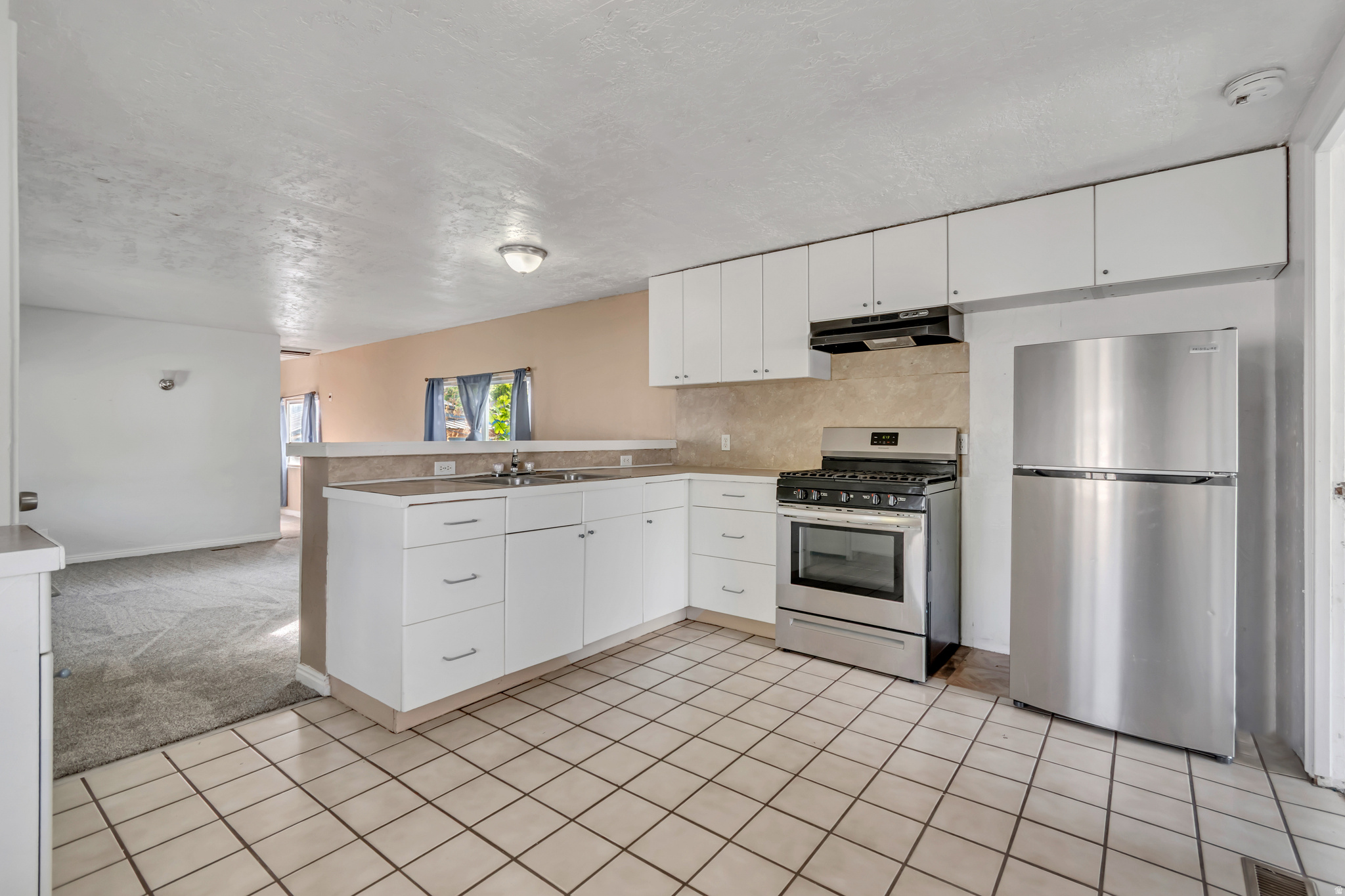 NORMANDY MOBILE HOME - Residential