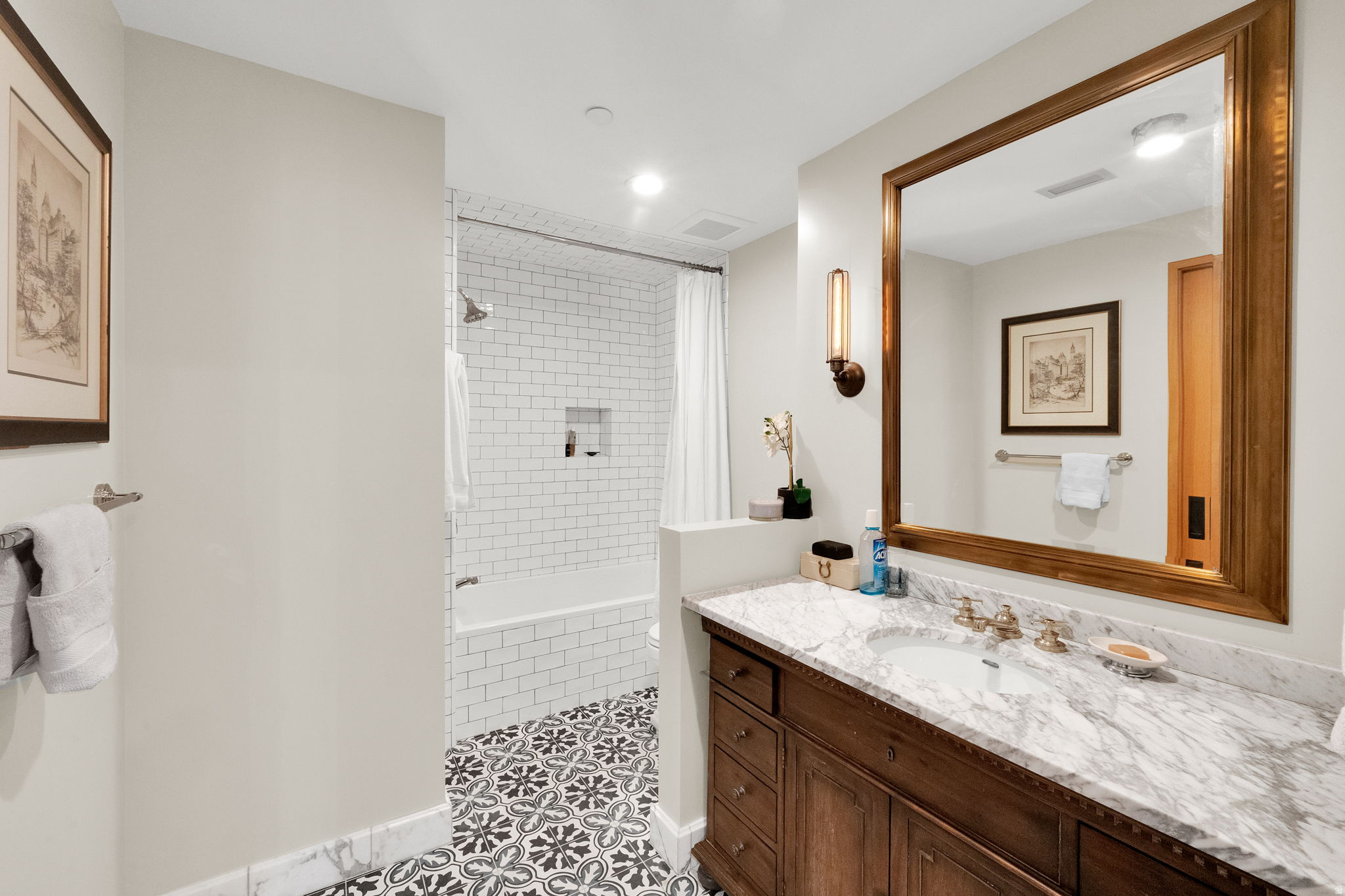 WILMINGTON - Residential