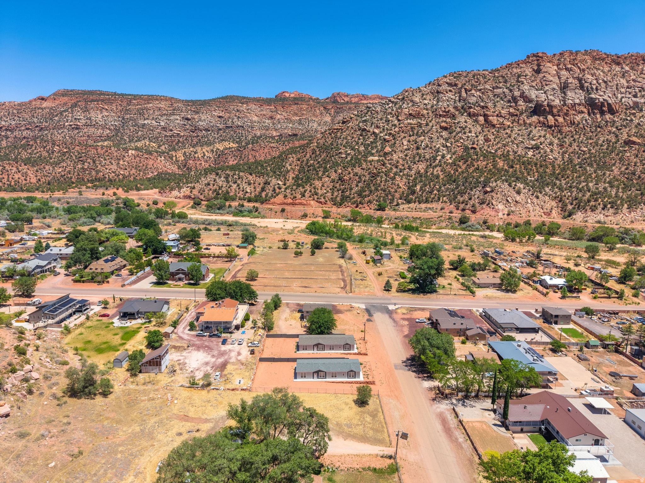 SHORT CREEK - Residential