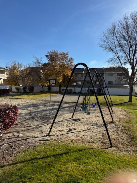 WESTBRIDGE - Residential