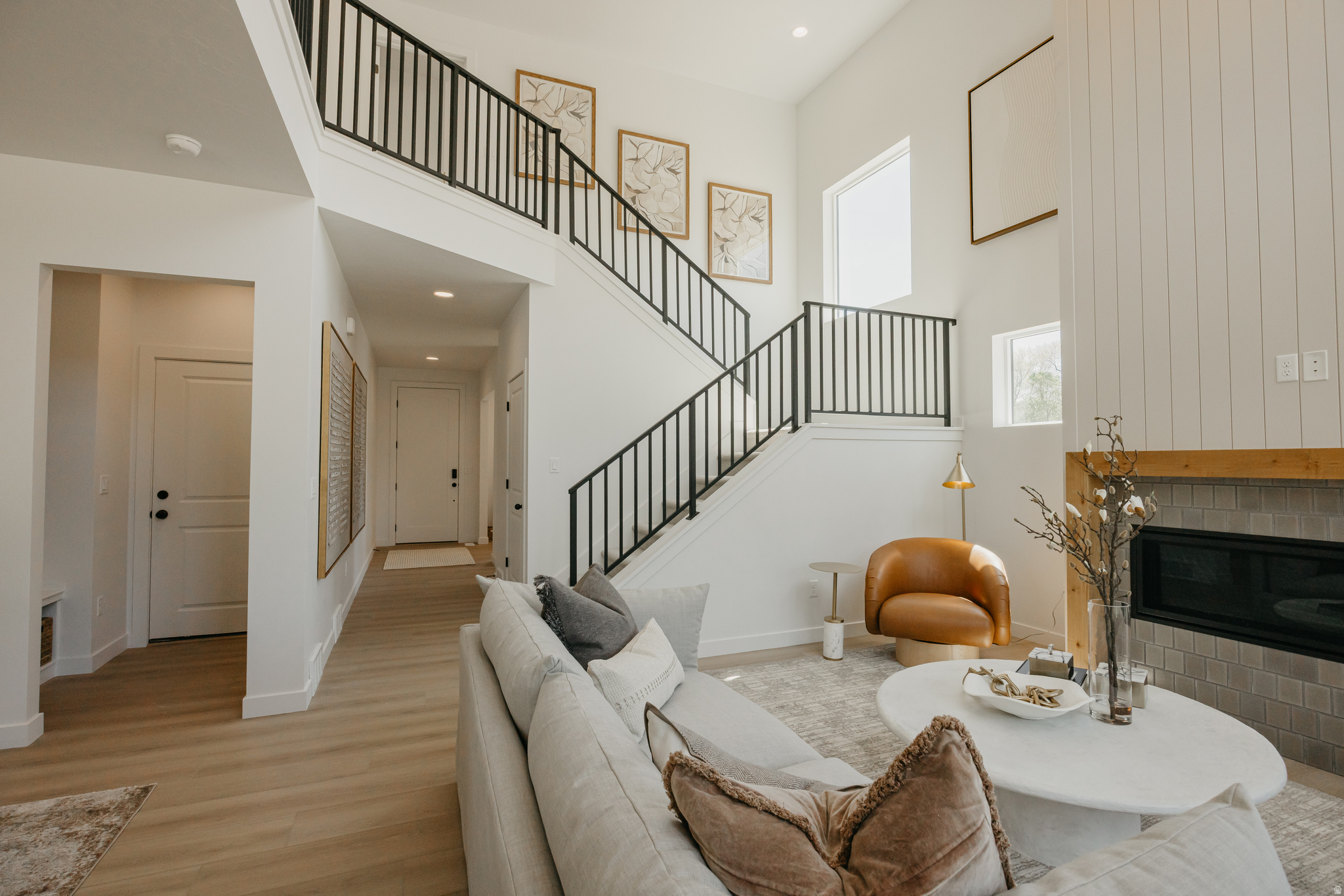 RIVERSIDE ESTATES - Residential