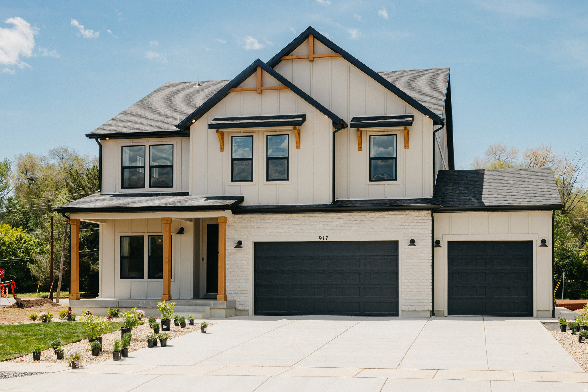 RIVERSIDE ESTATES - Residential