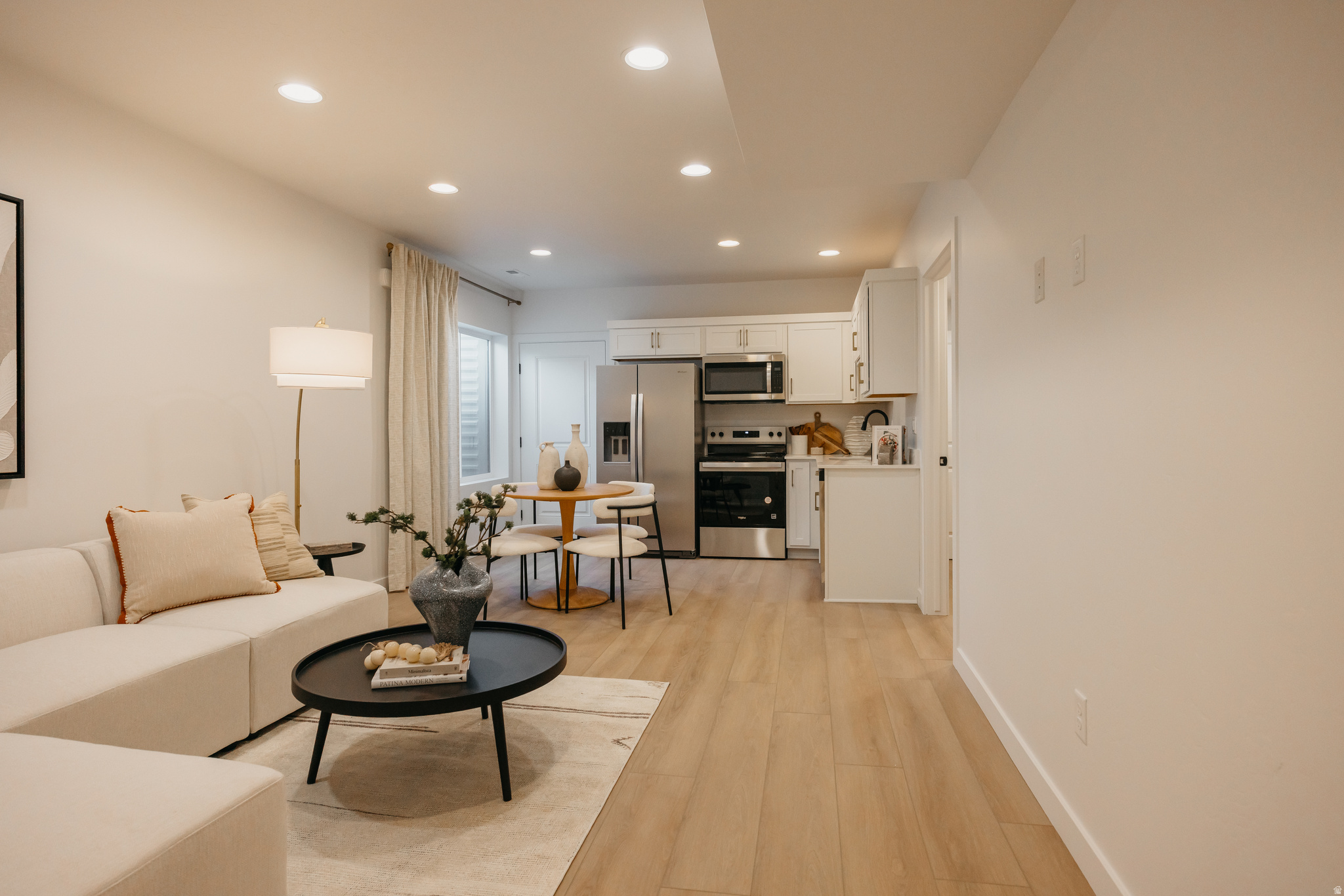 RIVERSIDE ESTATES - Residential