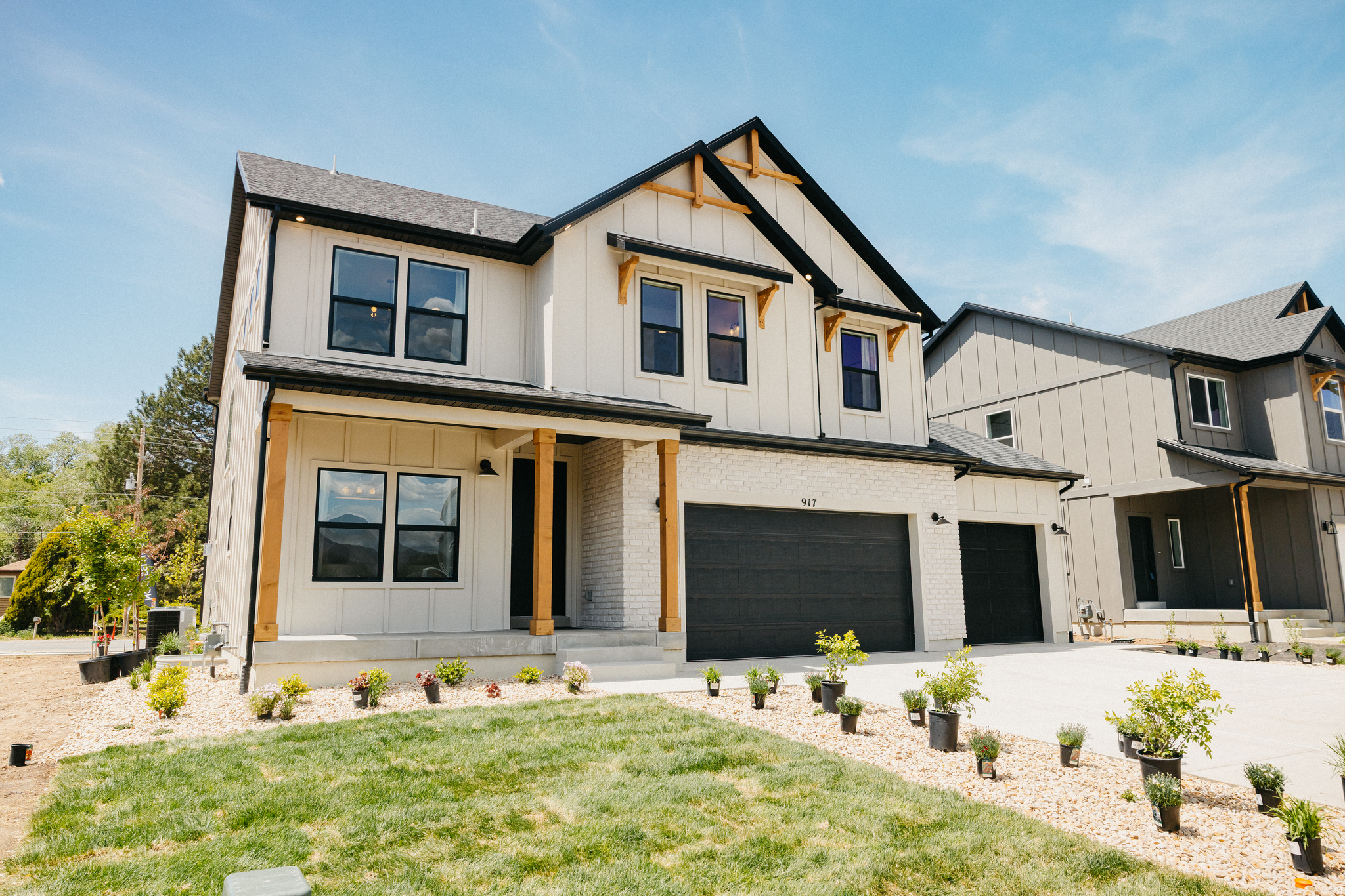 RIVERSIDE ESTATES - Residential