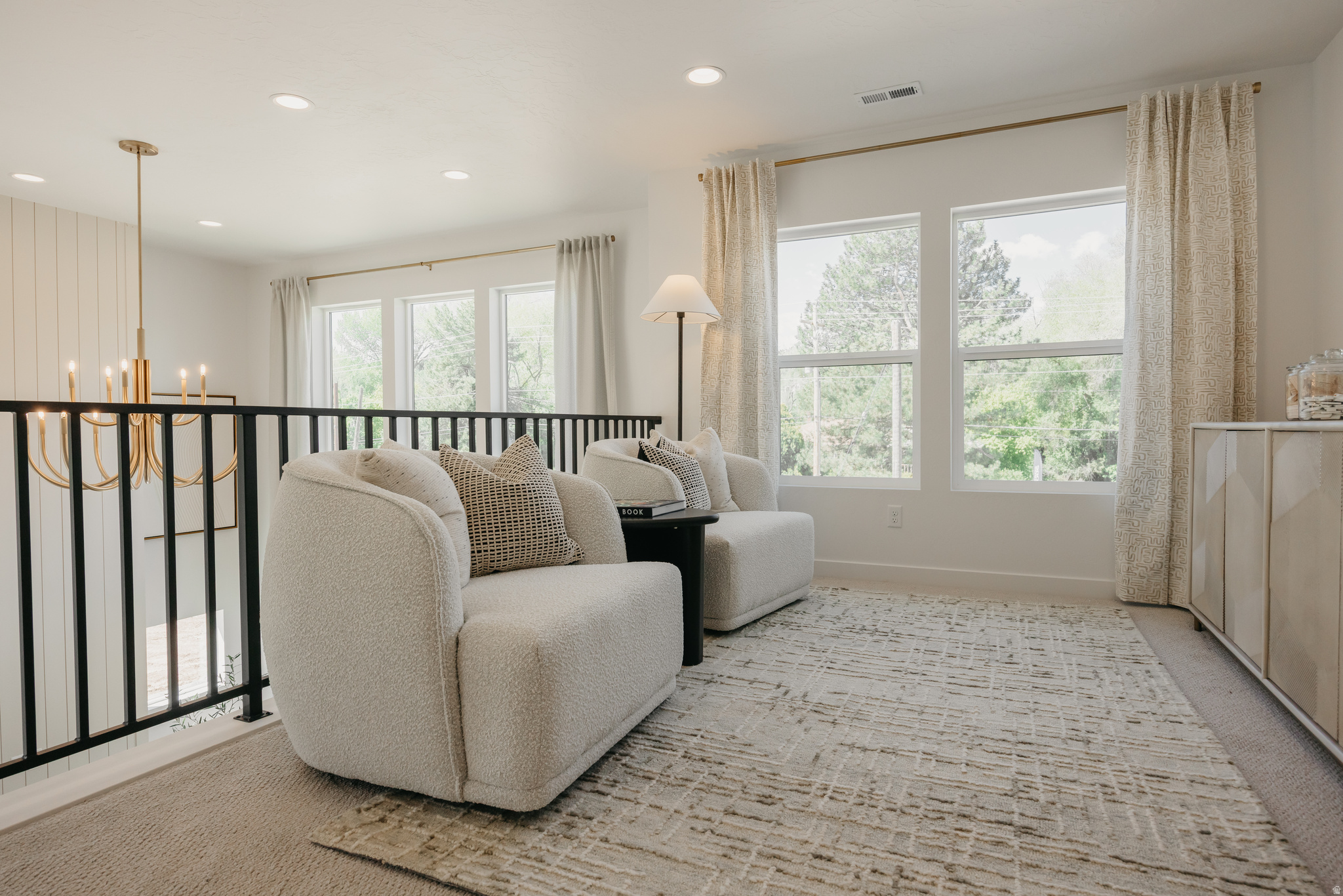 RIVERSIDE ESTATES - Residential