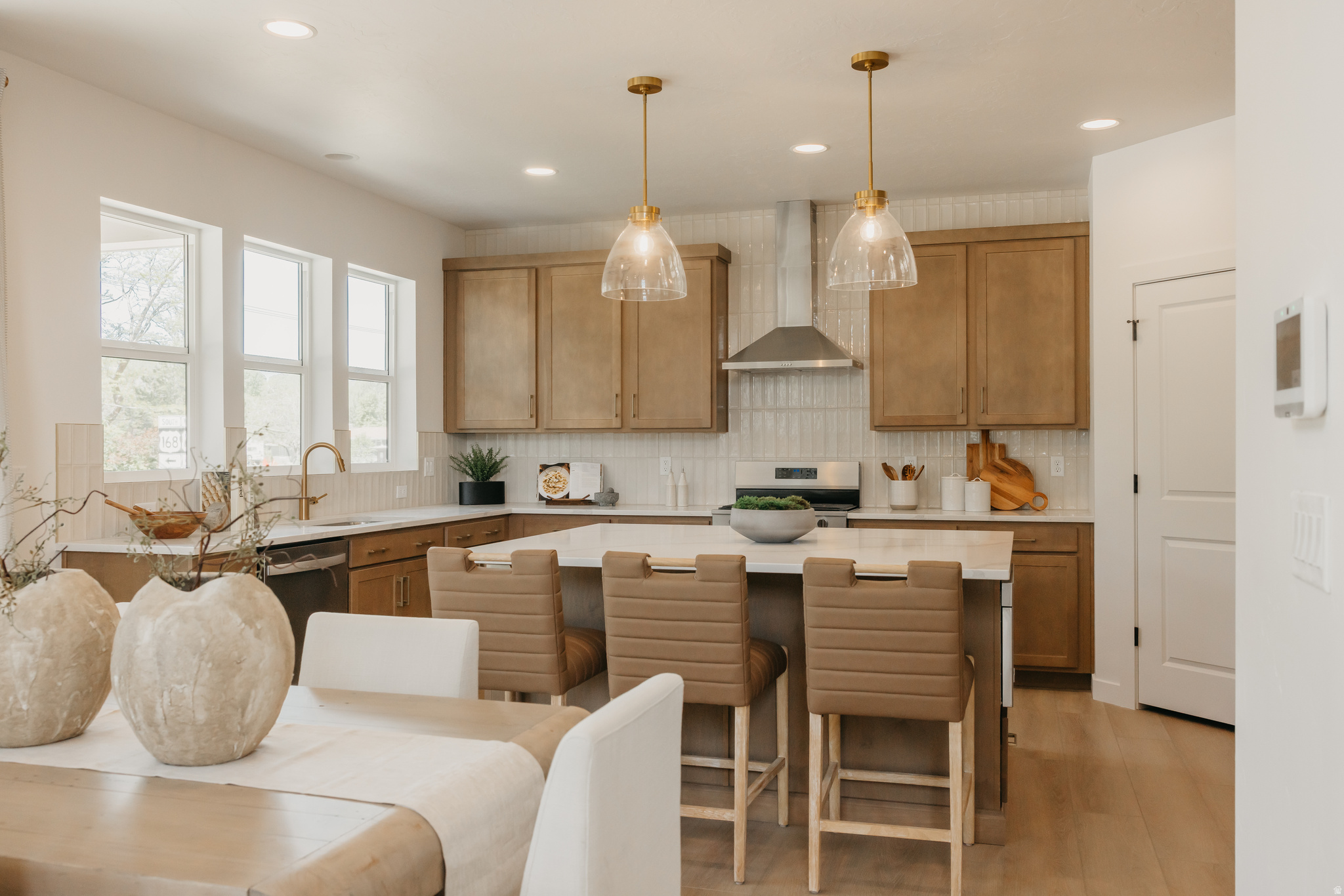 RIVERSIDE ESTATES - Residential