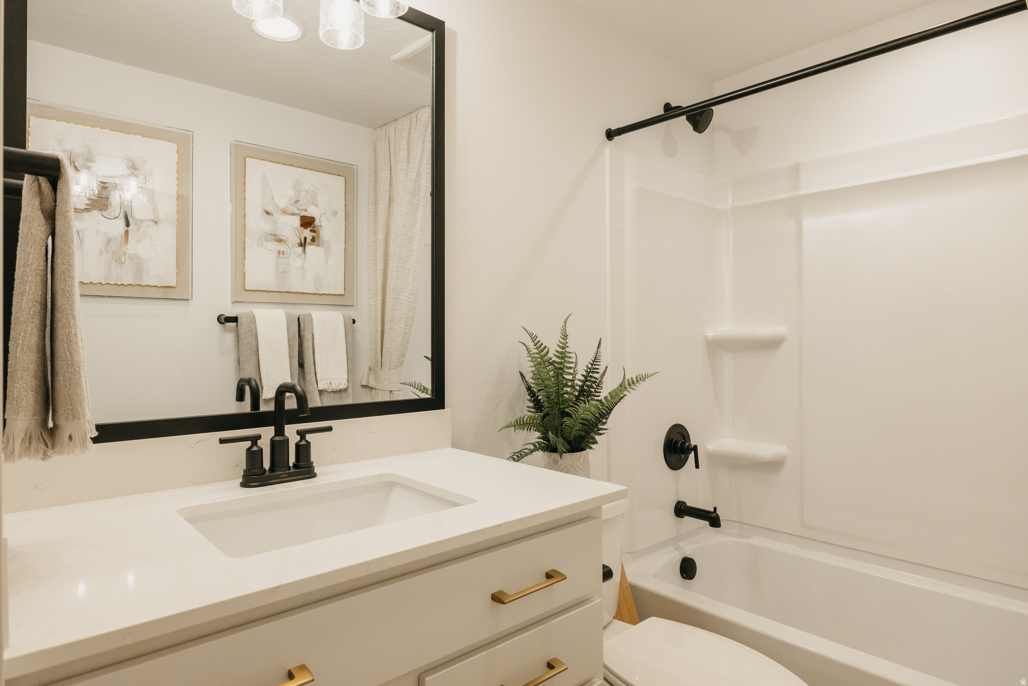 RIVERSIDE ESTATES - Residential