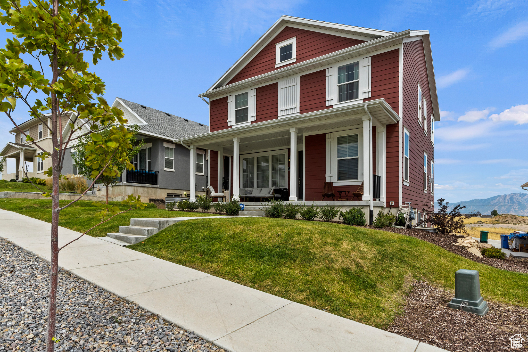 Beautiful home in desirable community. stunning views of valley and mountains. Great floorplan. You will love the family room with vaulted ceilings and amazing kitchen. 3 bedrooms 2.5 bath den/office/playroom and dining room. Ready to move in now. Home has been kept immaculate.