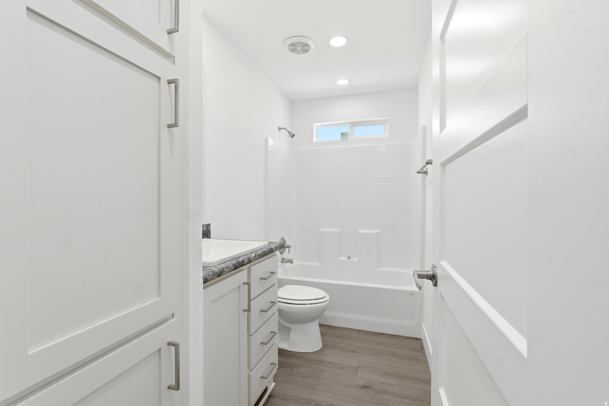 MIDLAND - Residential