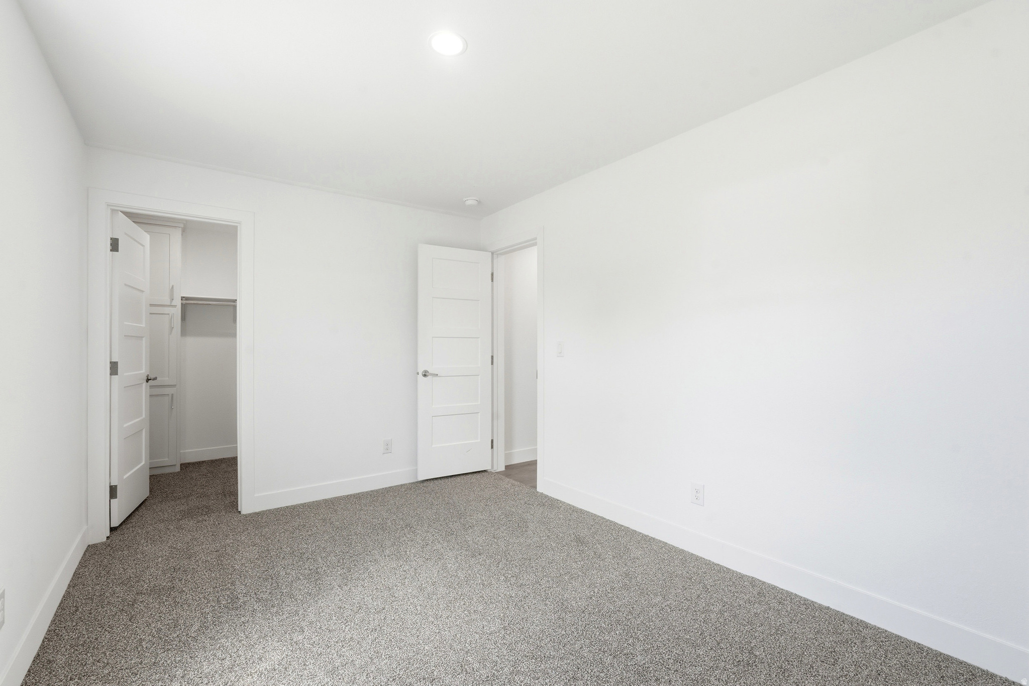 MIDLAND - Residential