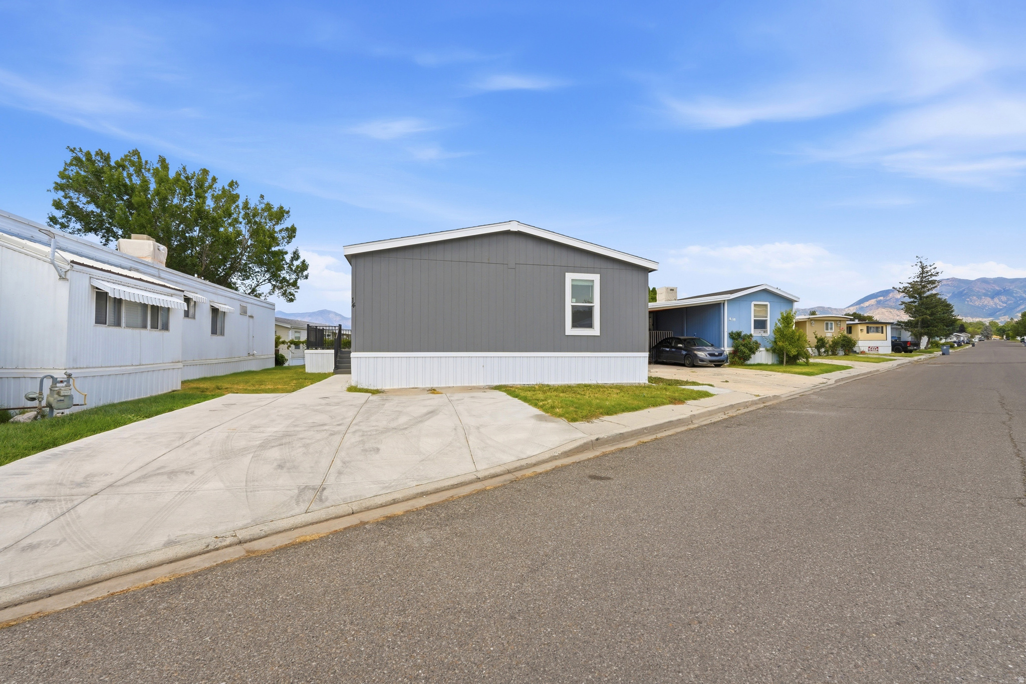 MIDLAND - Residential
