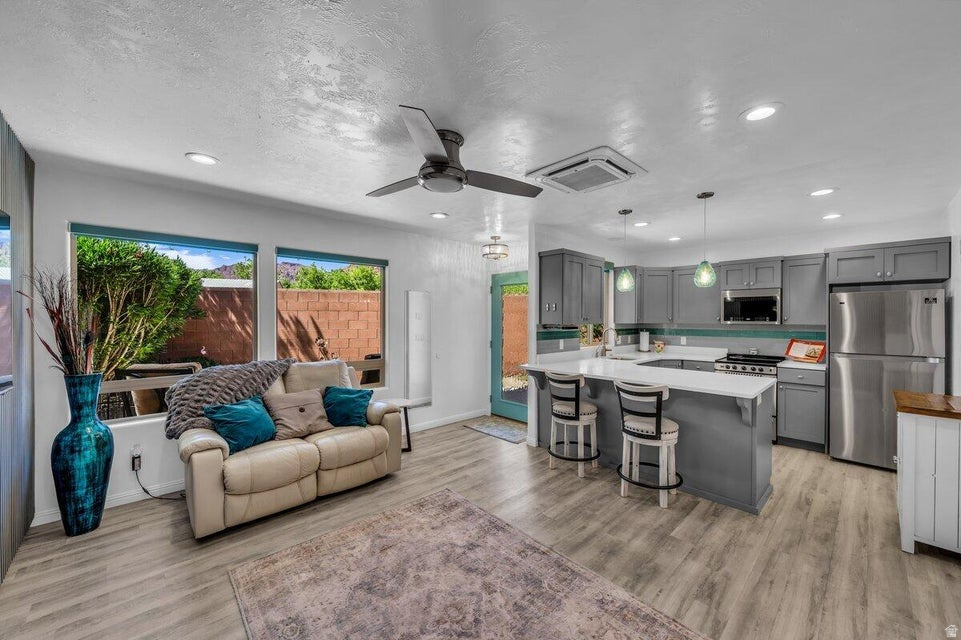 QUAIL COVE SUB - Residential