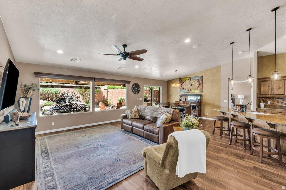 QUAIL COVE SUB - Residential