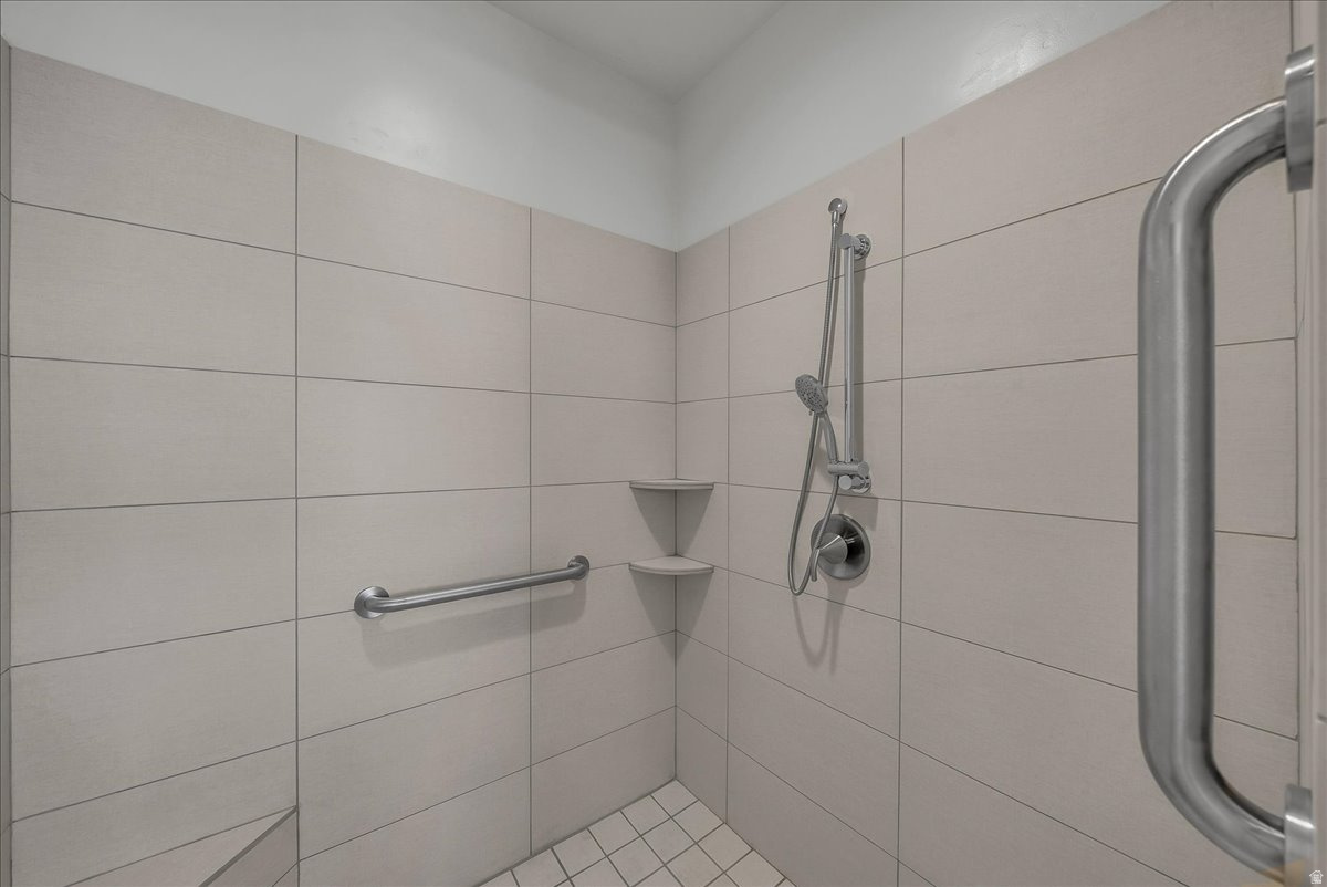 WEBB ACRES - Residential