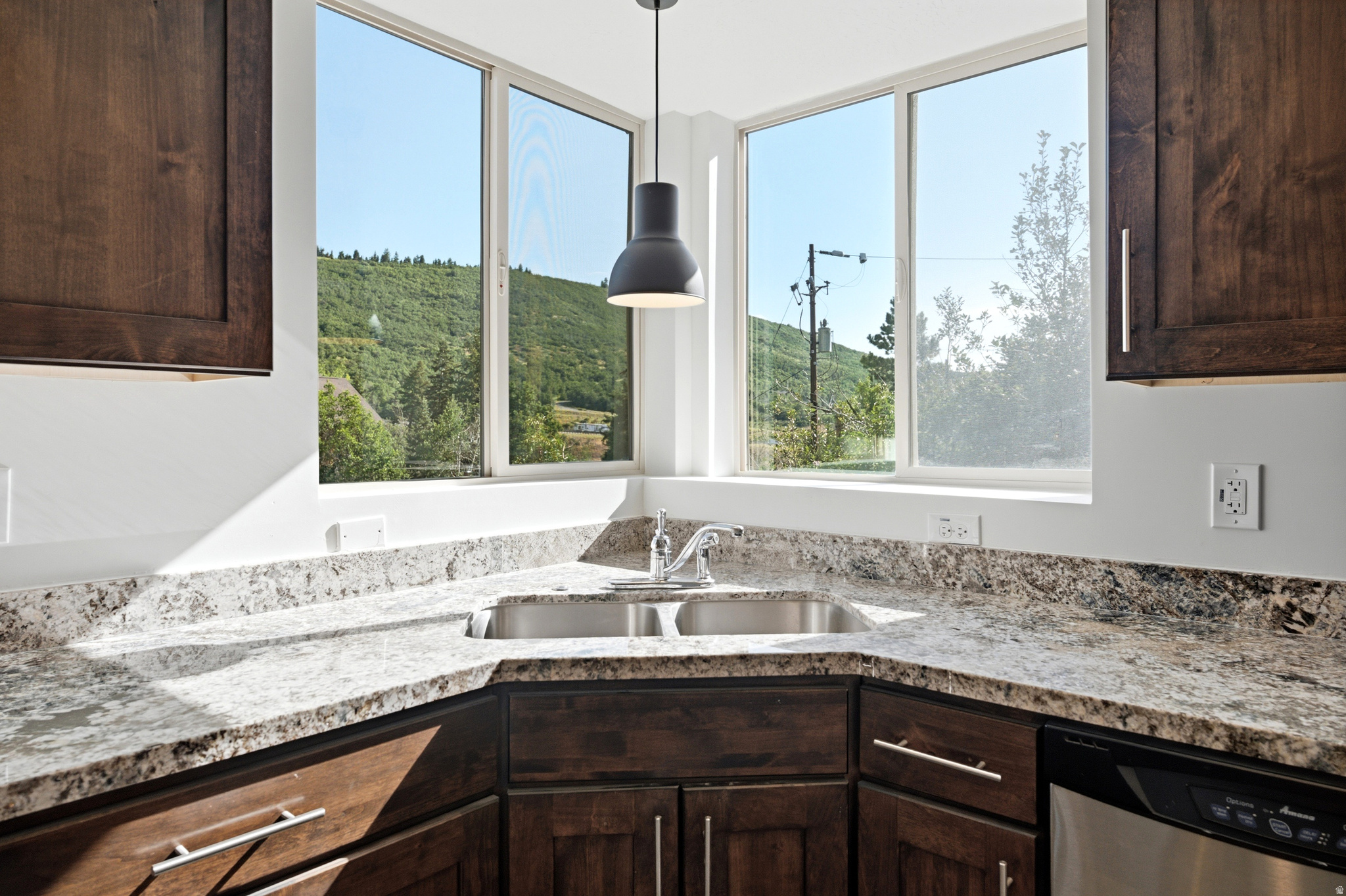 SUMMIT PARK - Residential